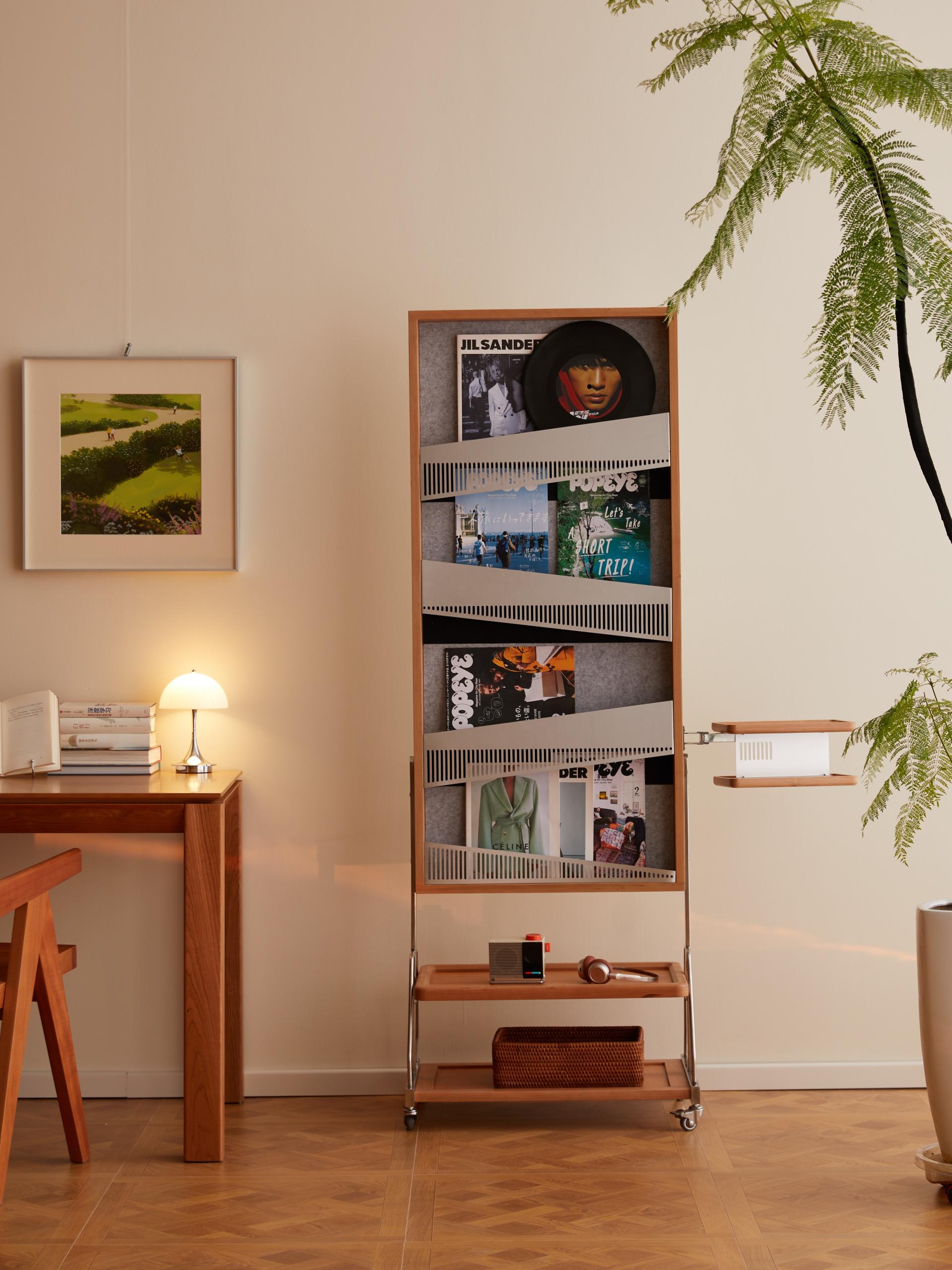 London Design Awards Winner - KnowThyself Mirror