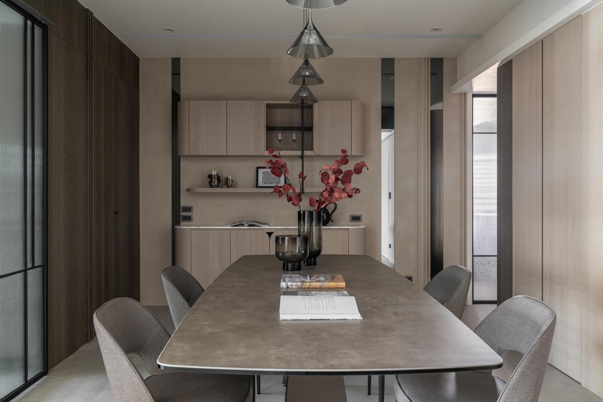 London Design Awards Winner - Arc and Afterglow
