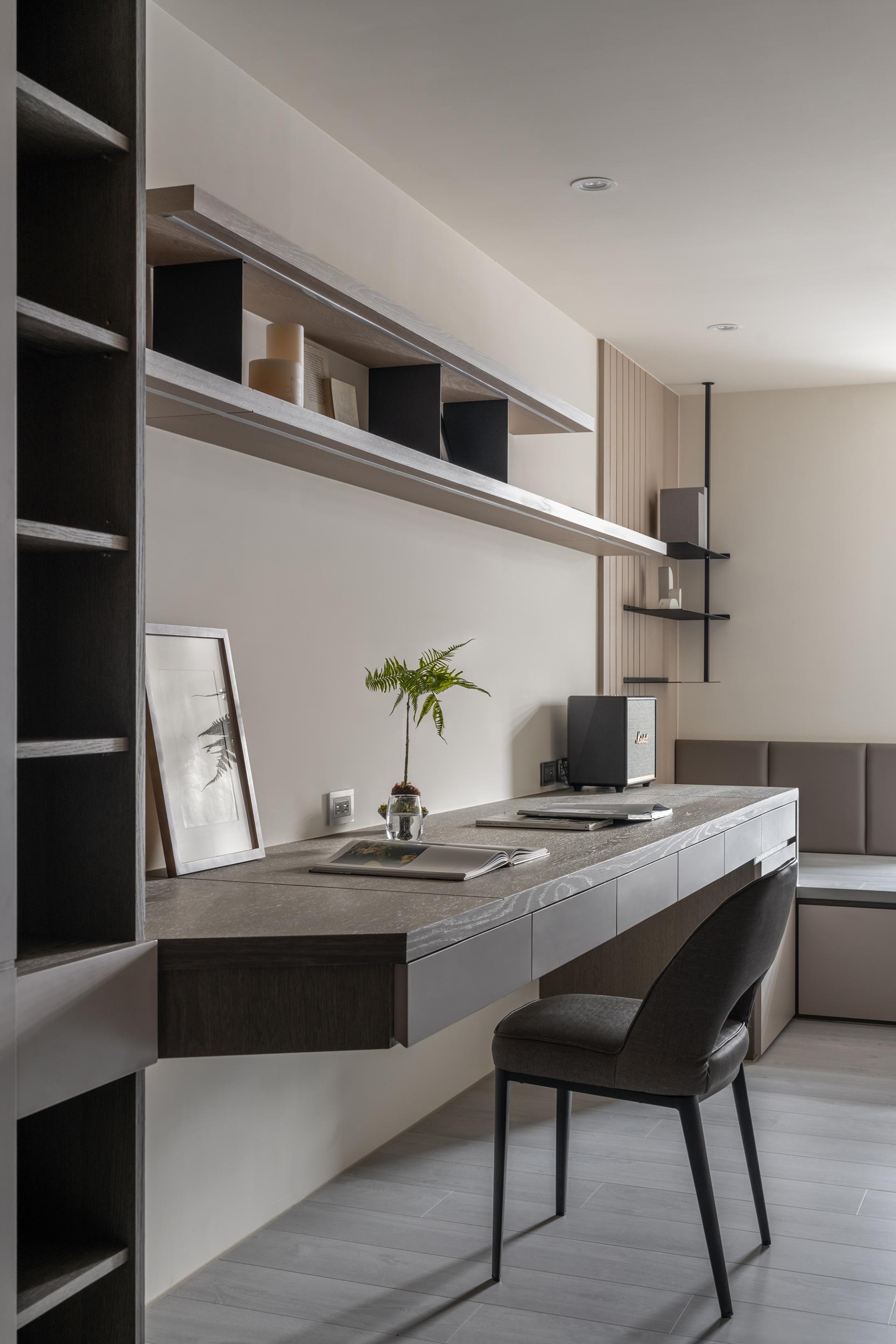 London Design Awards Winner - Arc and Afterglow