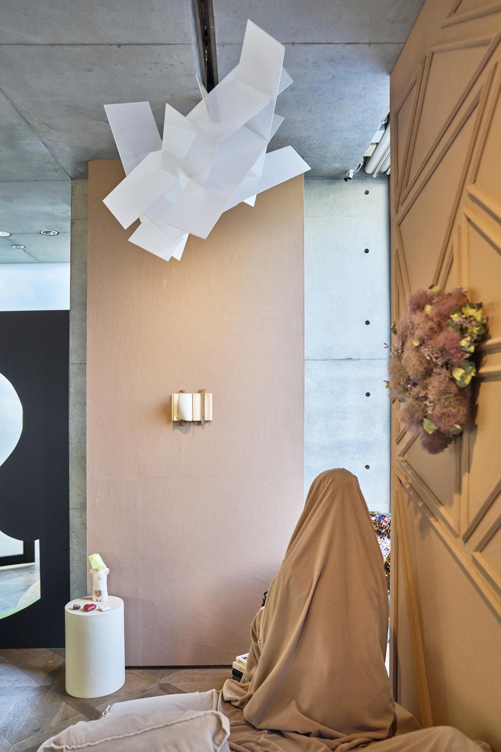 London Design Awards Winner - TOKYO SHOW HOUSE