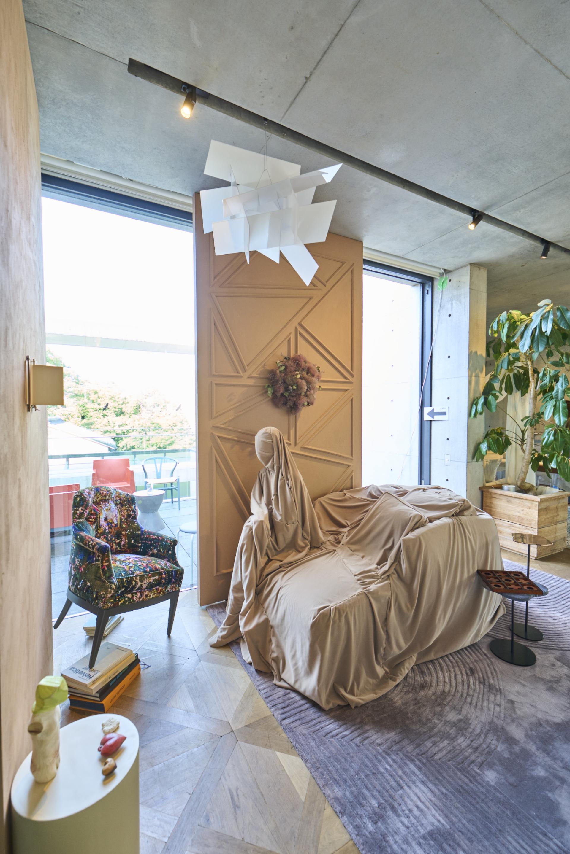 London Design Awards Winner - TOKYO SHOW HOUSE