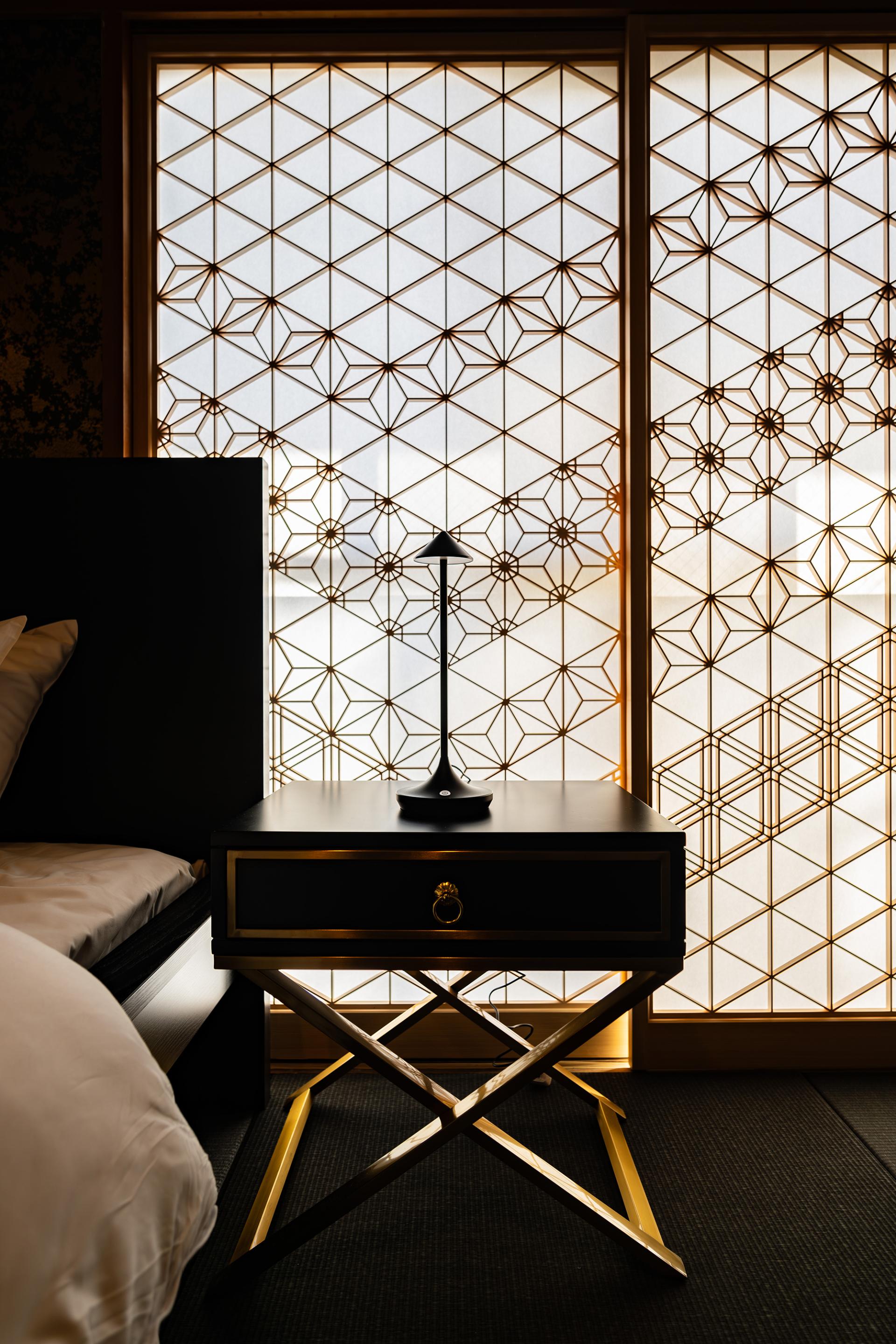 London Design Awards Winner - Contemporary Tatami Living