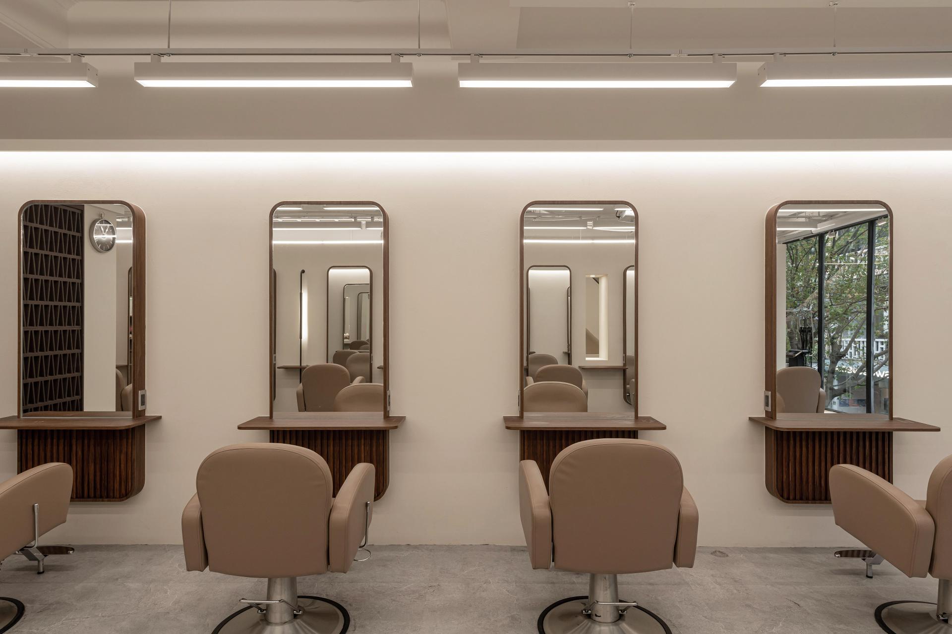 London Design Awards Winner - A Tactile Urban Retreat