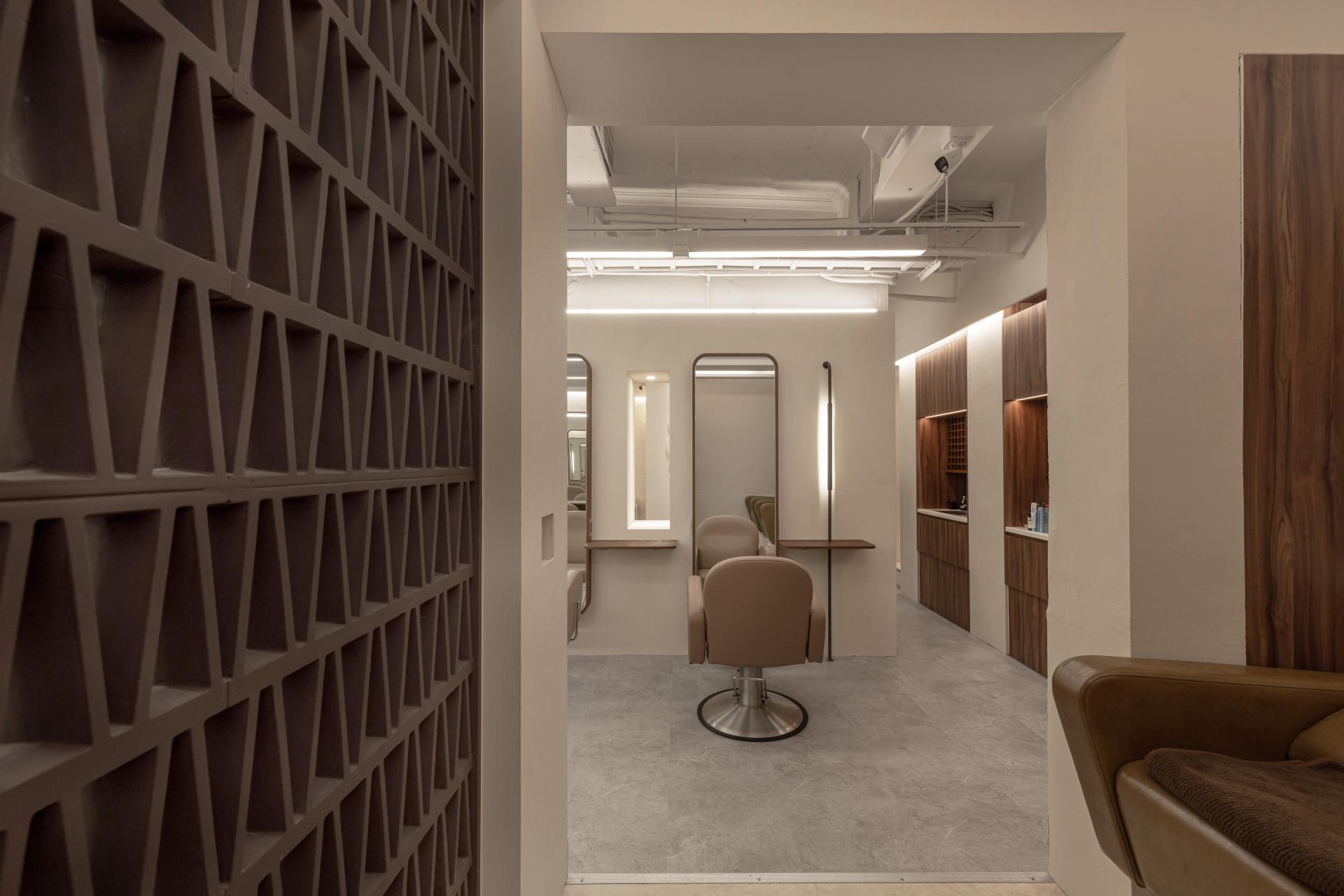 London Design Awards Winner - A Tactile Urban Retreat