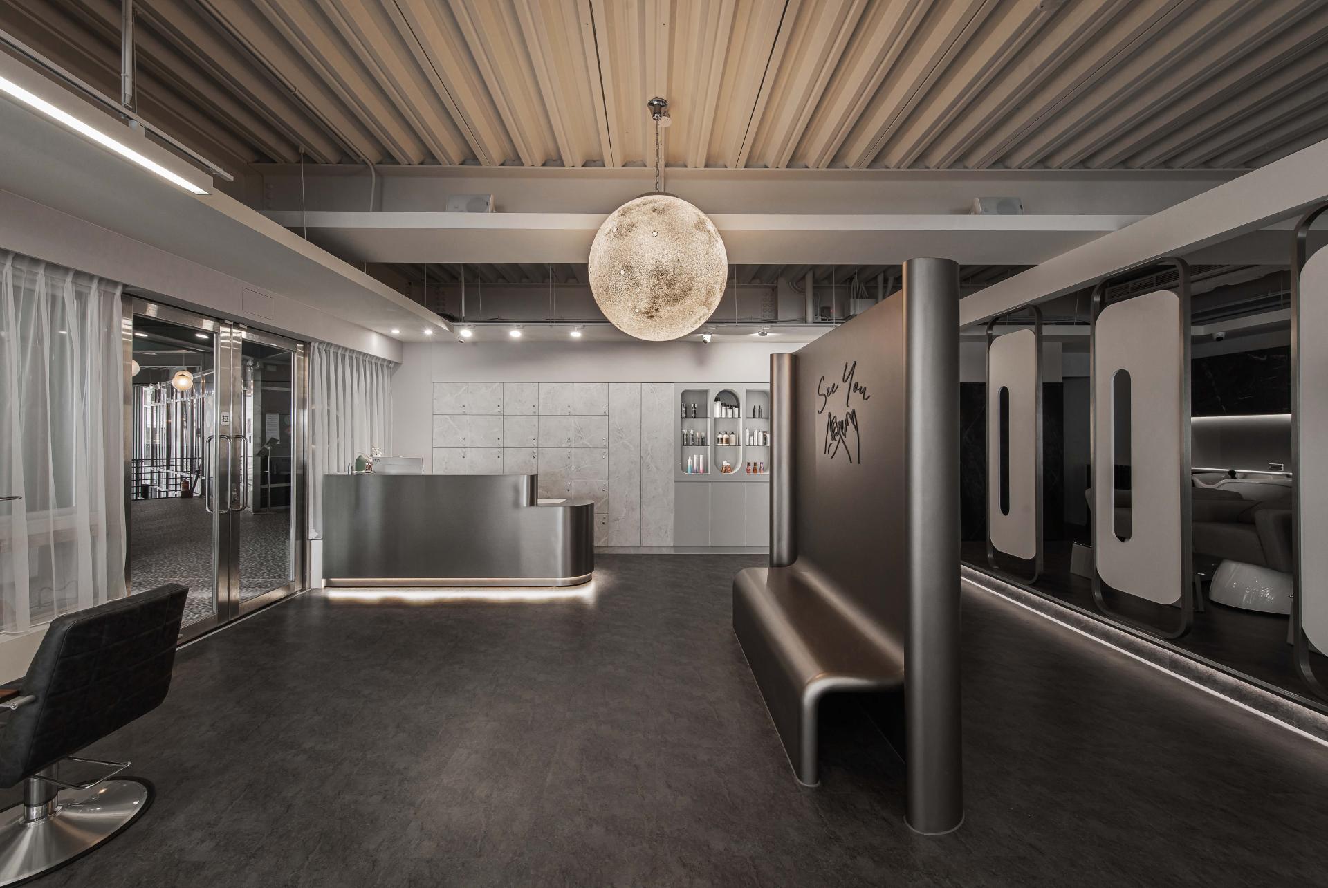 London Design Awards Winner - The Lunar Shadow