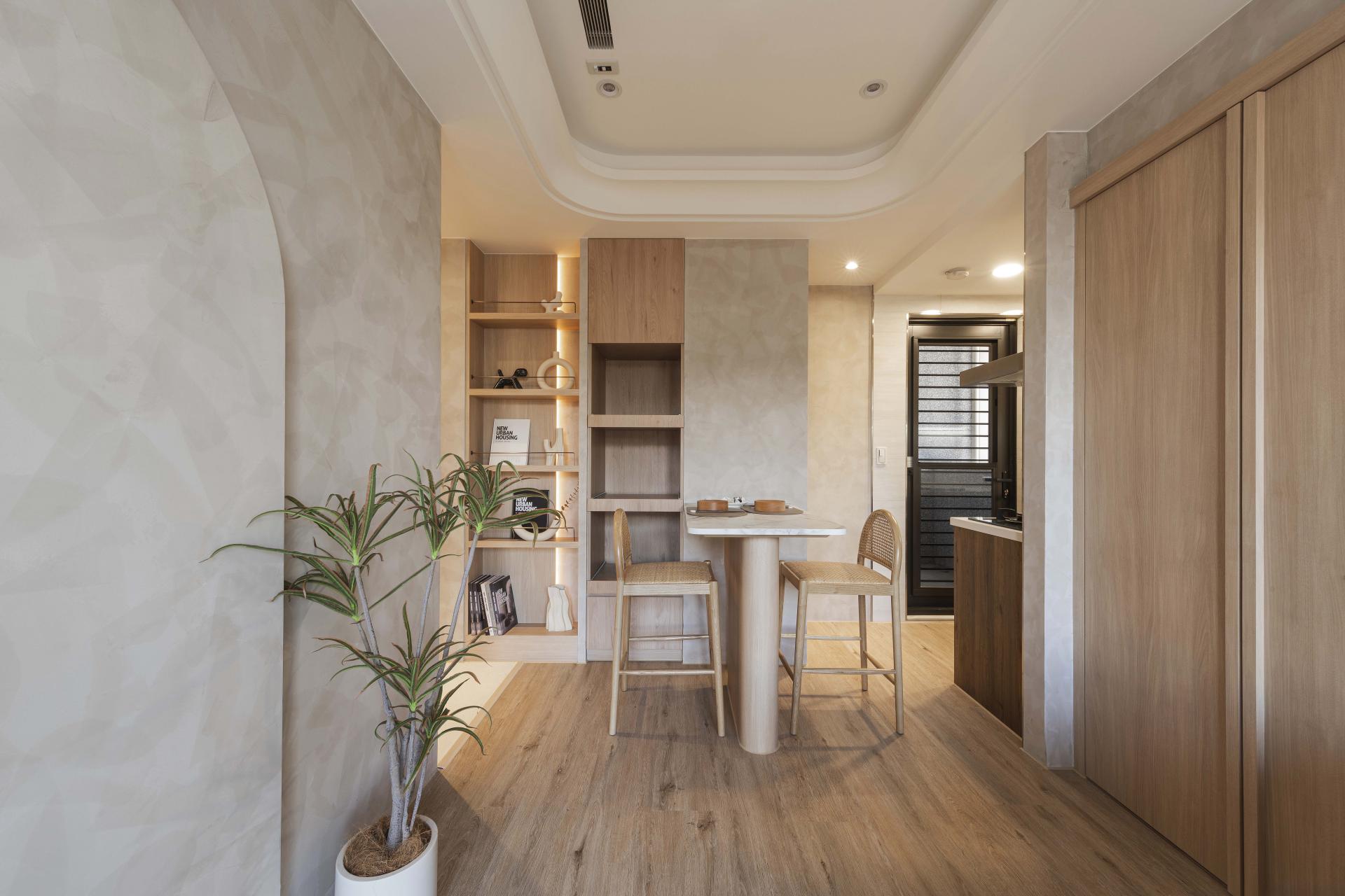 London Design Awards Winner - Serene Creamy Abode