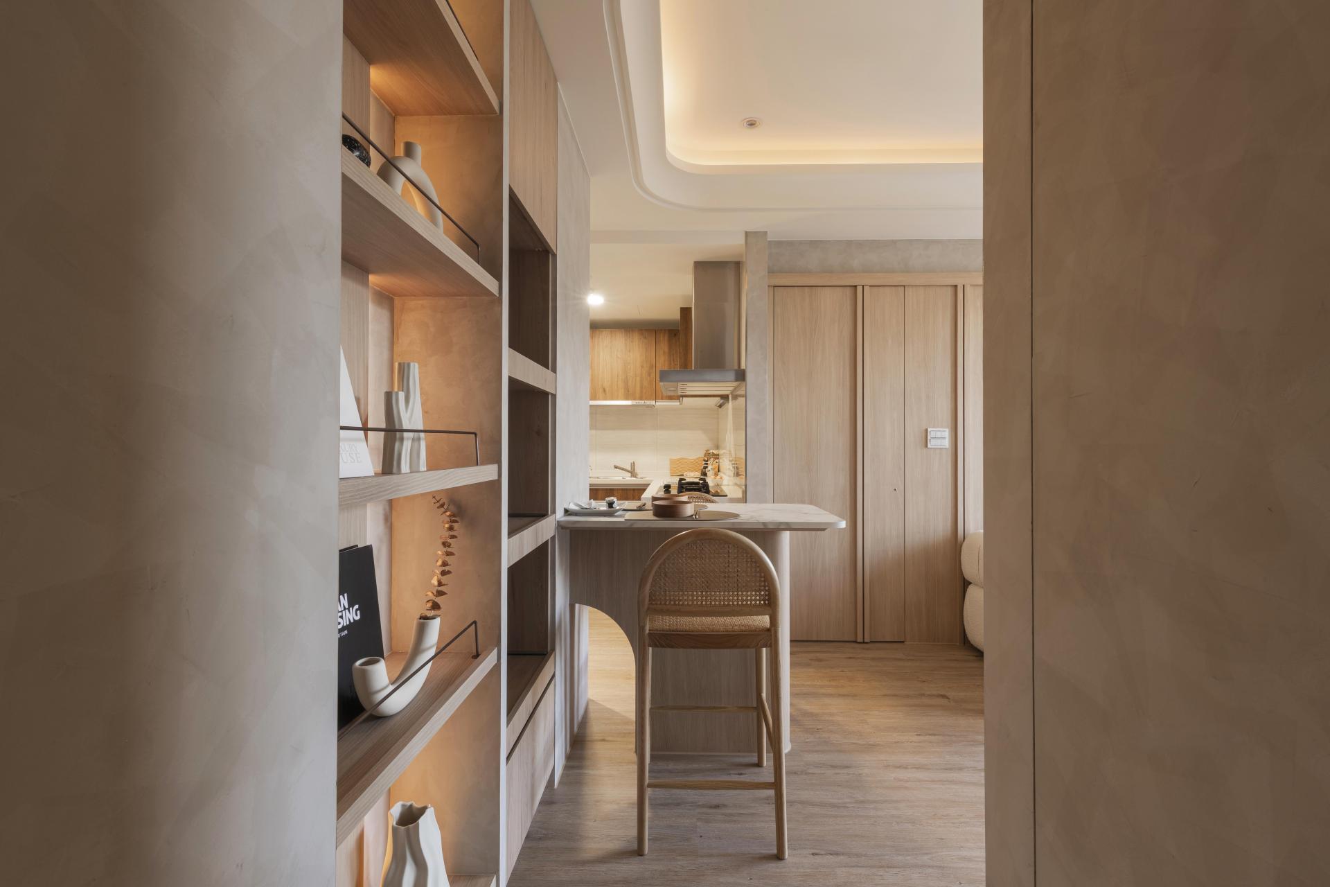 London Design Awards Winner - Serene Creamy Abode
