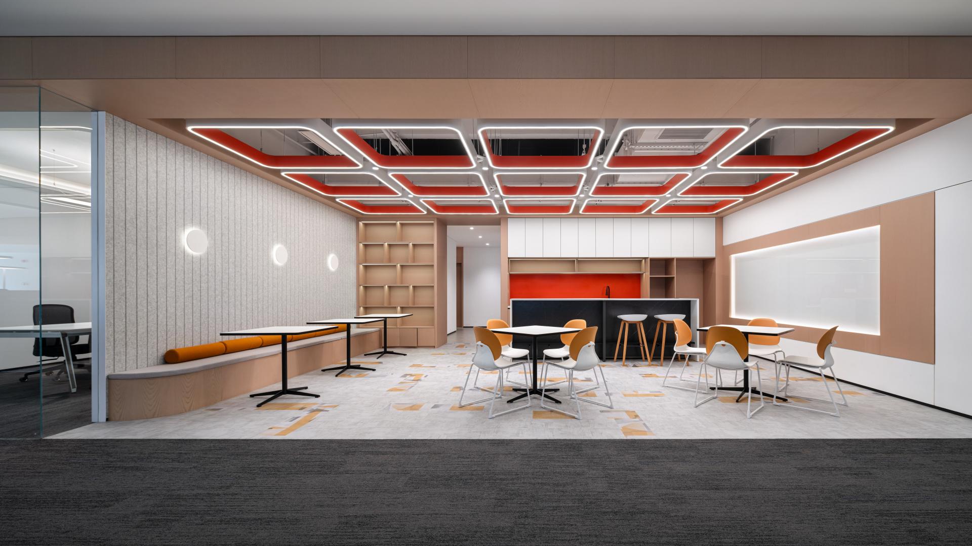 London Design Awards Winner - OptiValley SPARK Hub
