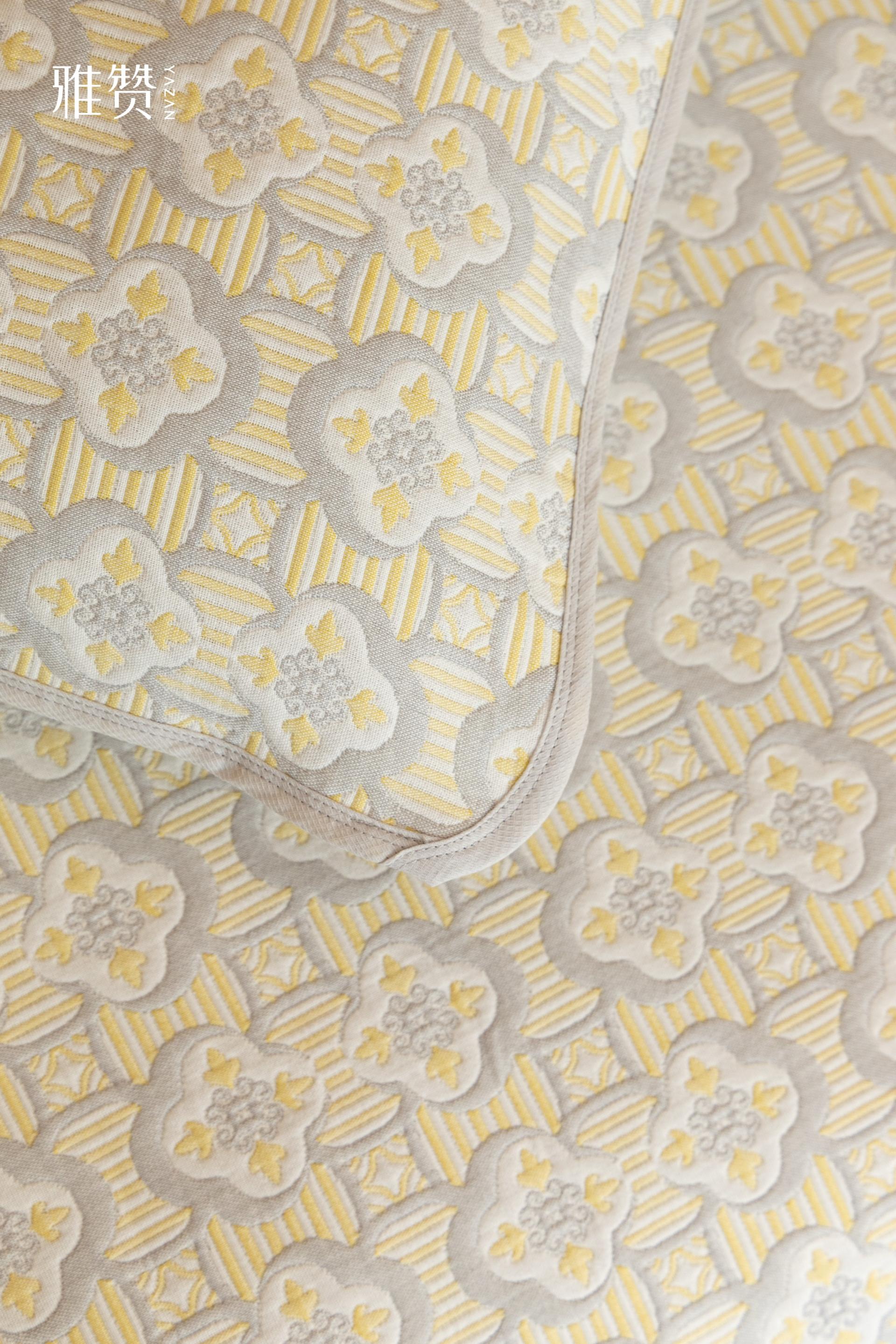 London Design Awards Winner - YAZAN Gauze Soft Mat
