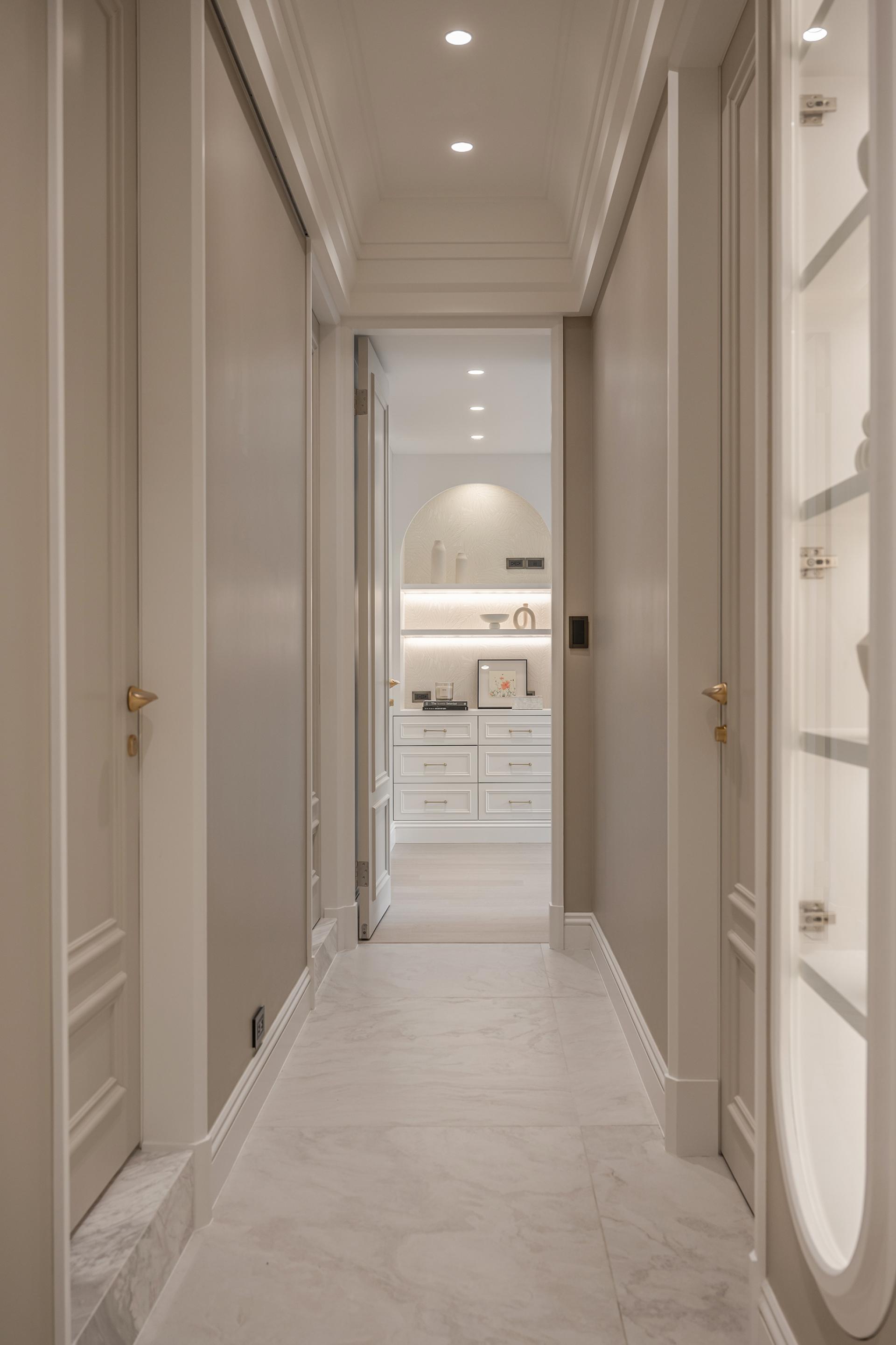 London Design Awards Winner - Apricot Whisper