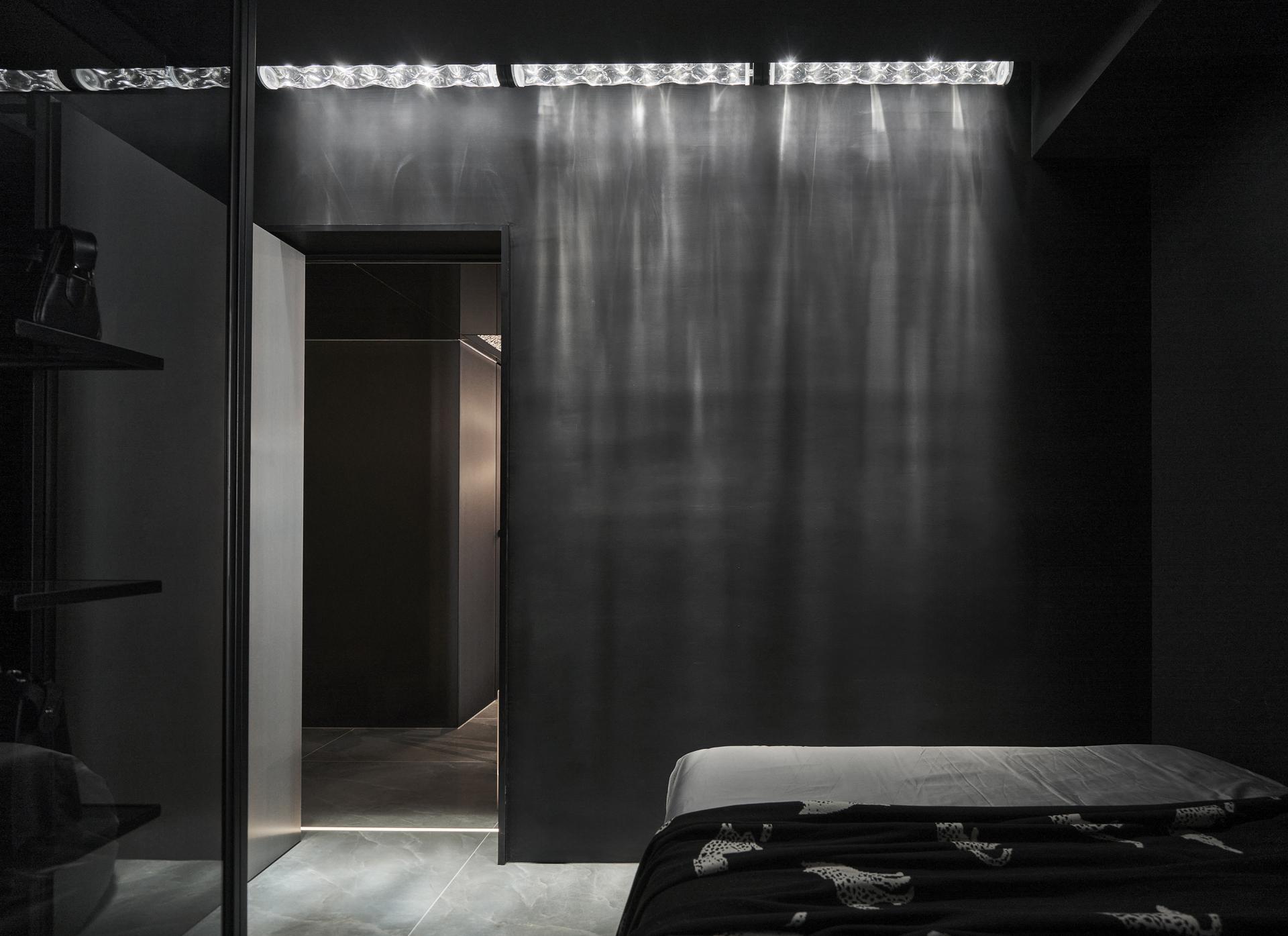 London Design Awards Winner - Tranquility in the Light Gap