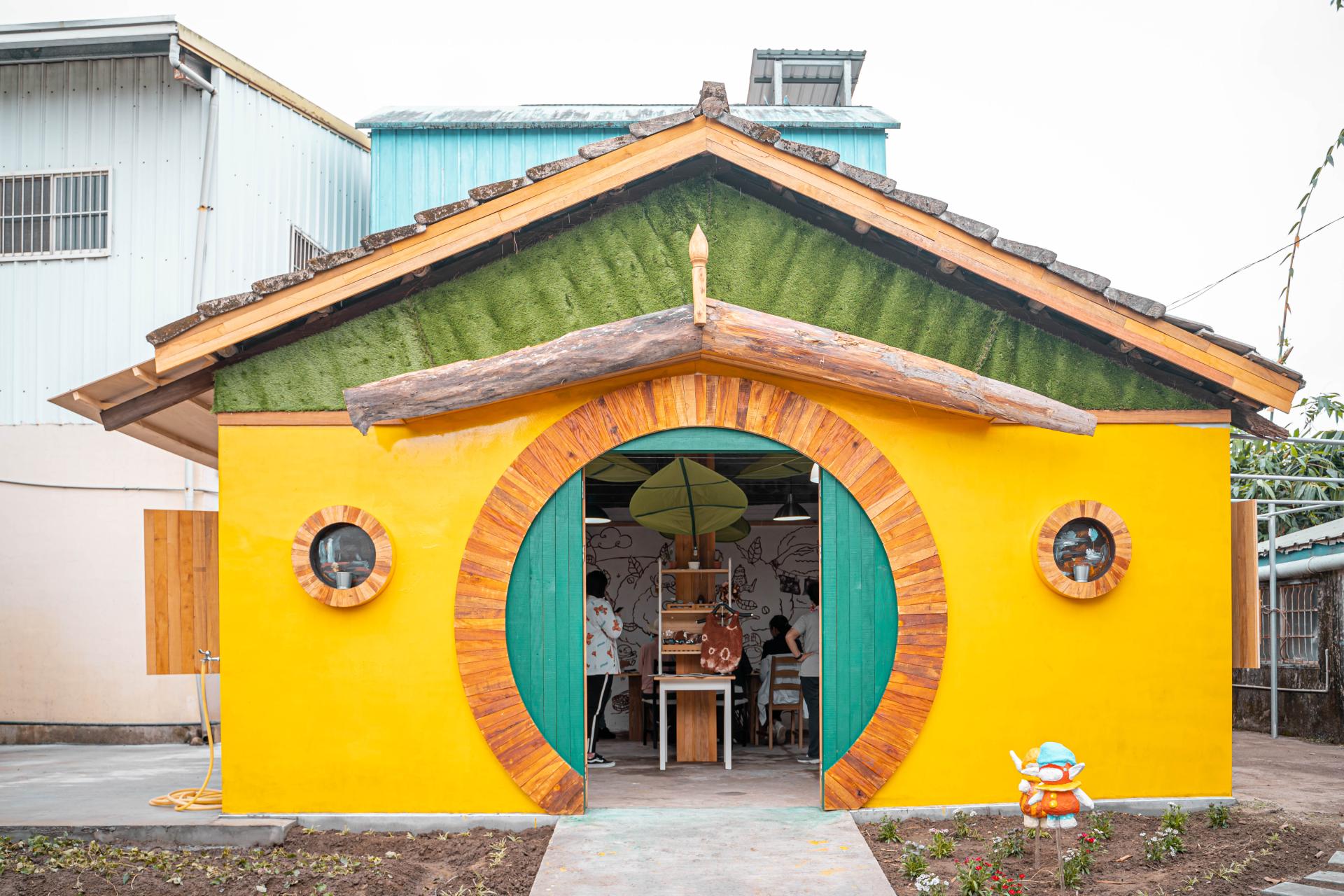 London Design Awards Winner - 哈比屋 Hobbit House
