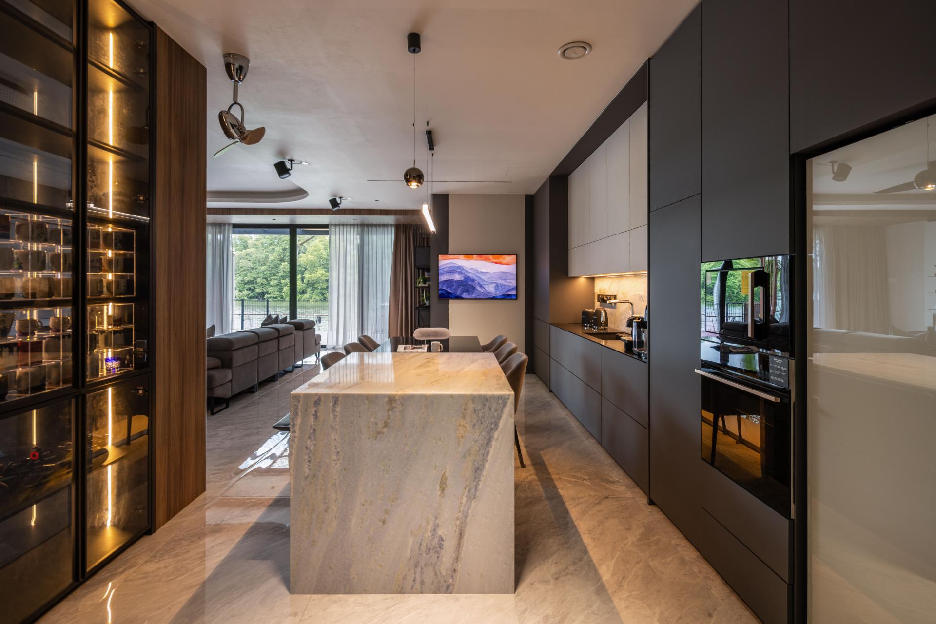 London Design Awards Winner - Whisper Luxe