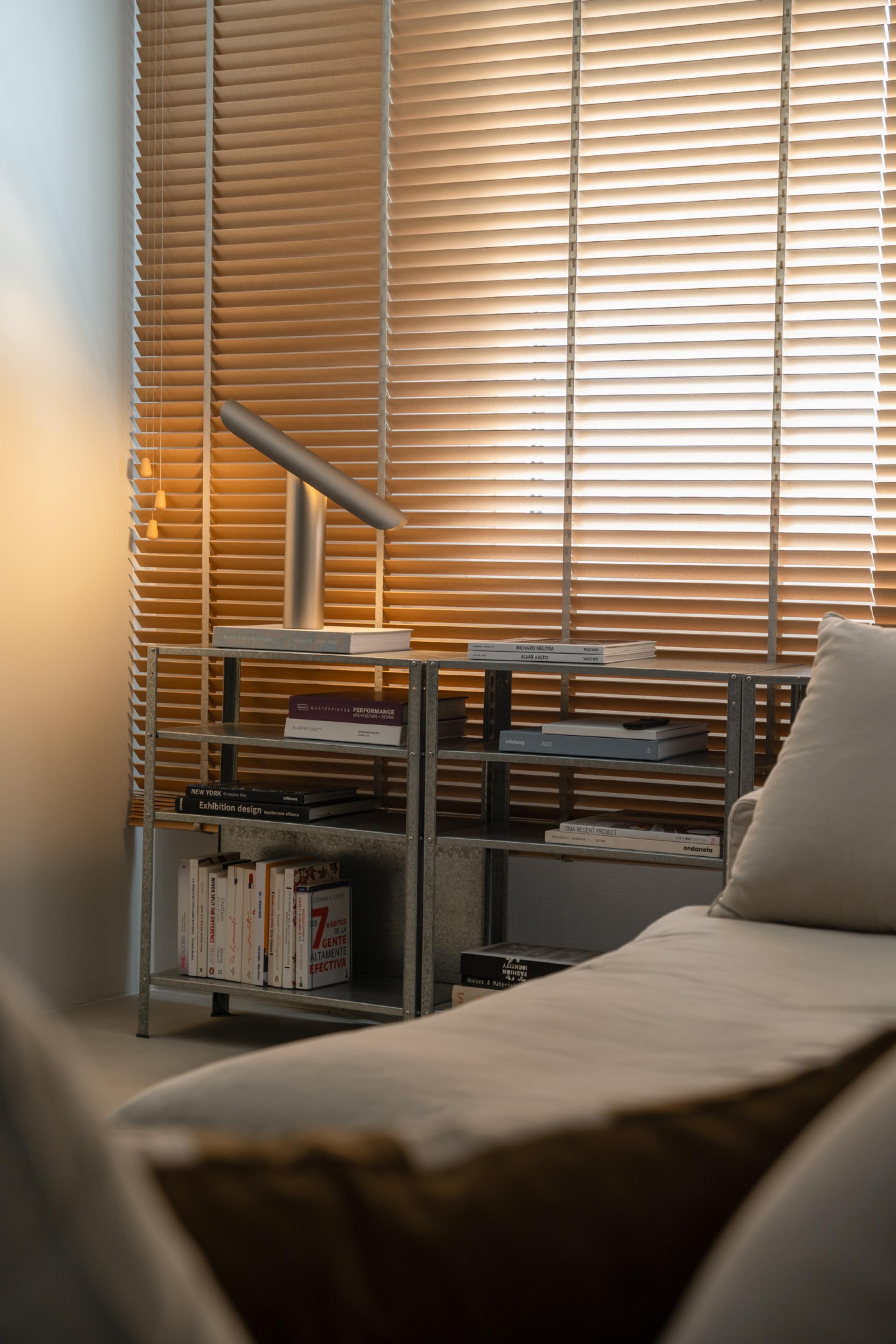 London Design Awards Winner - APARTAMENTO CU4TRO