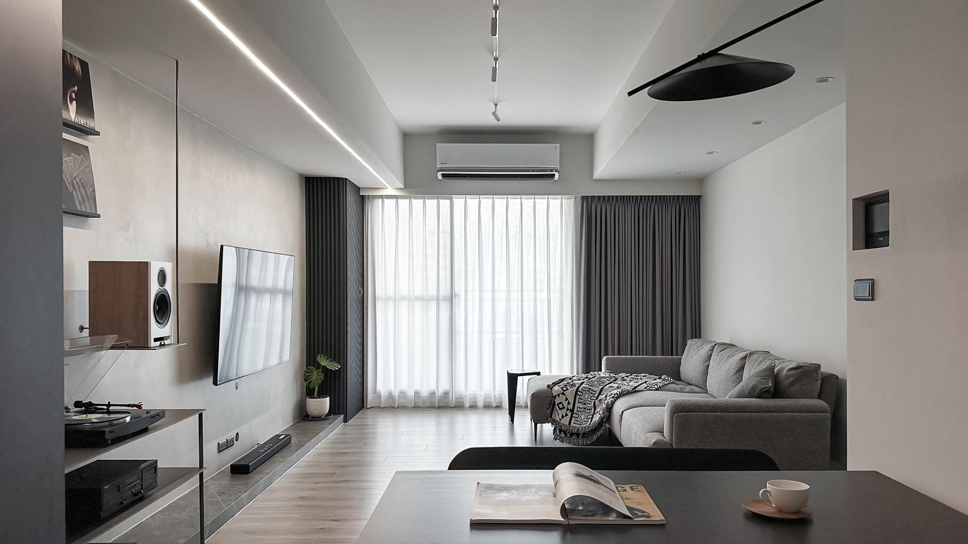 London Design Awards Winner - A Quiet Turn of Vinyl