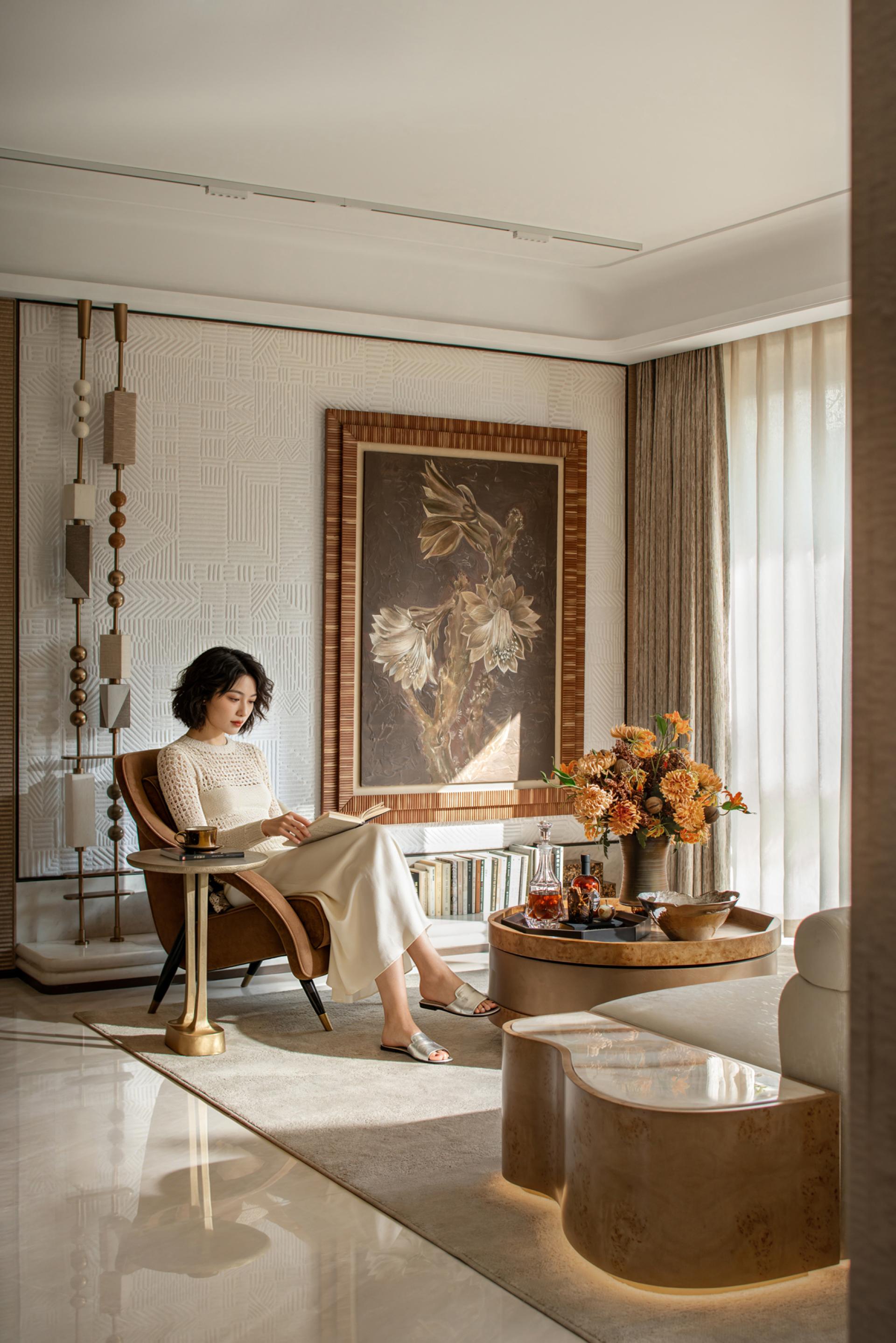 London Design Awards Winner - Poly Duhui Hexi