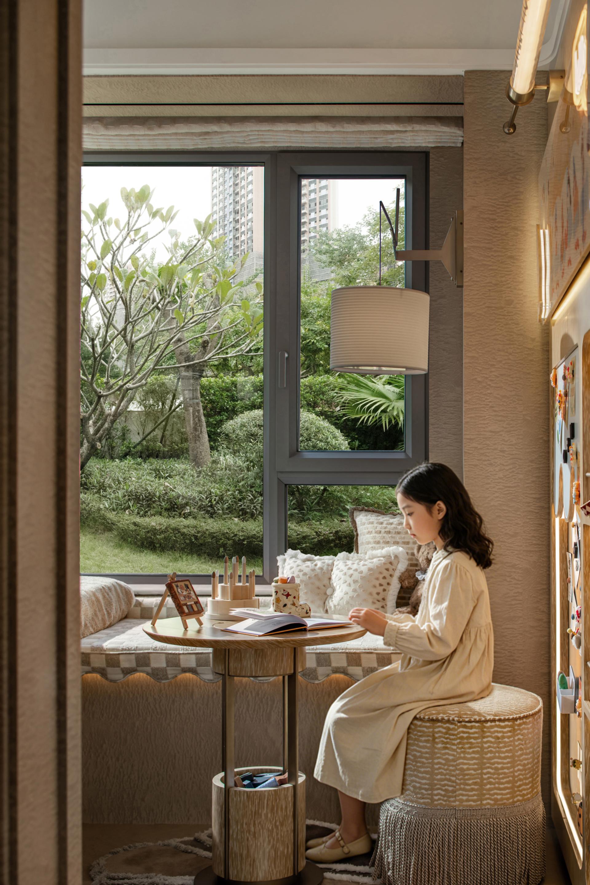 London Design Awards Winner - Poly Duhui Hexi