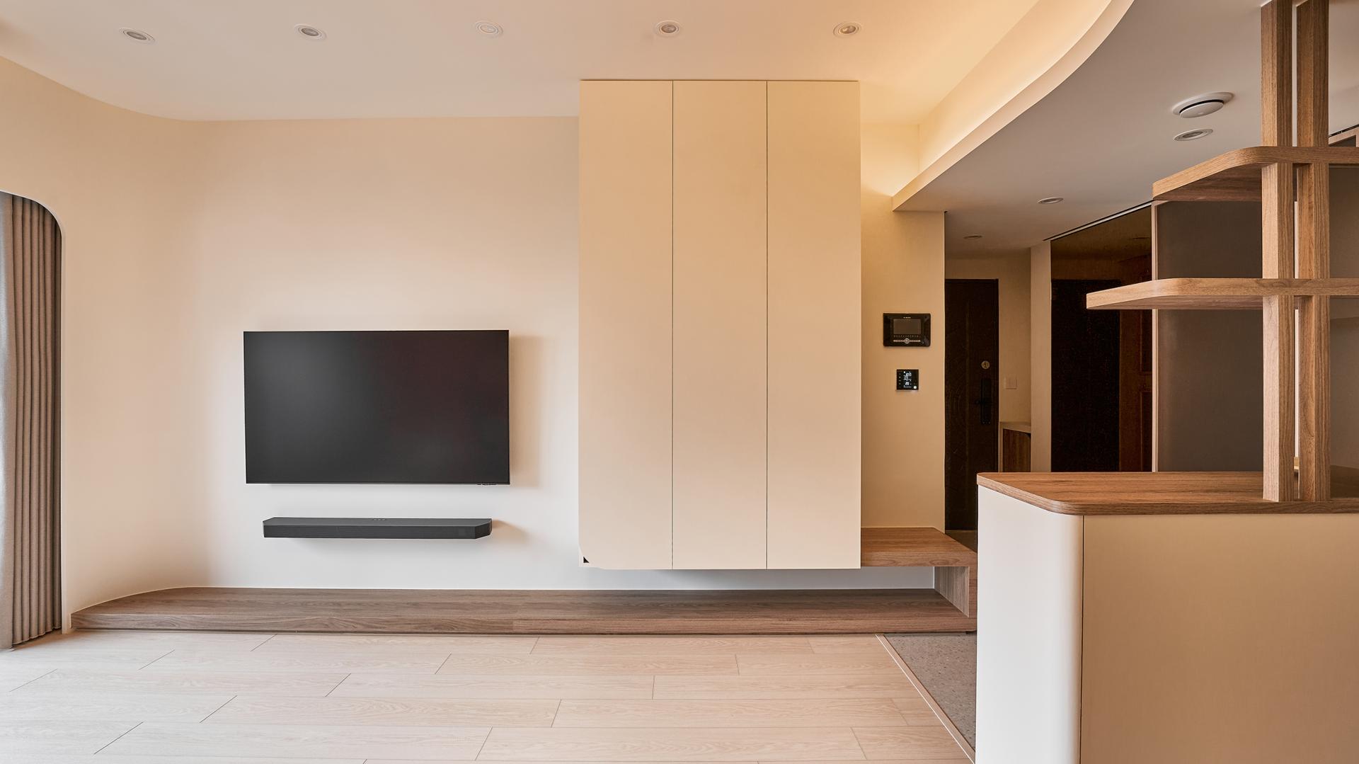London Design Awards Winner -  Illuminated Harmony 