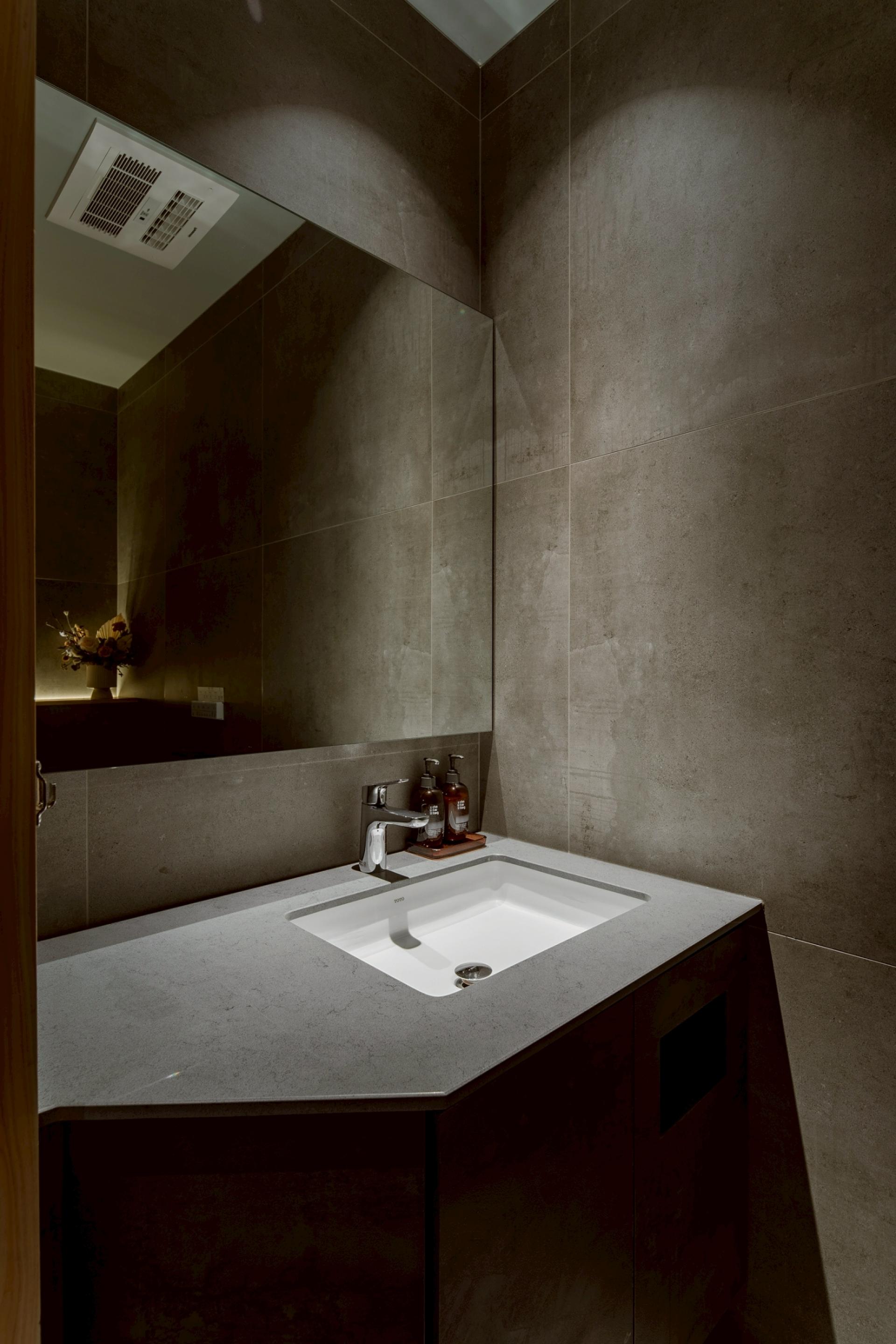 London Design Awards Winner - Refined Restraint
