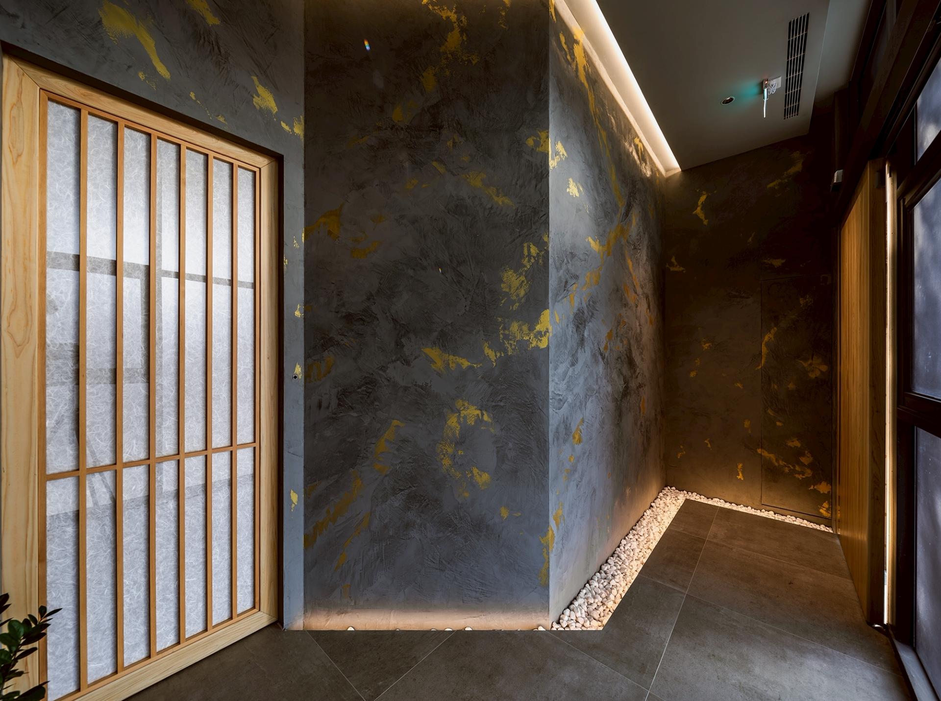 London Design Awards Winner - Refined Restraint