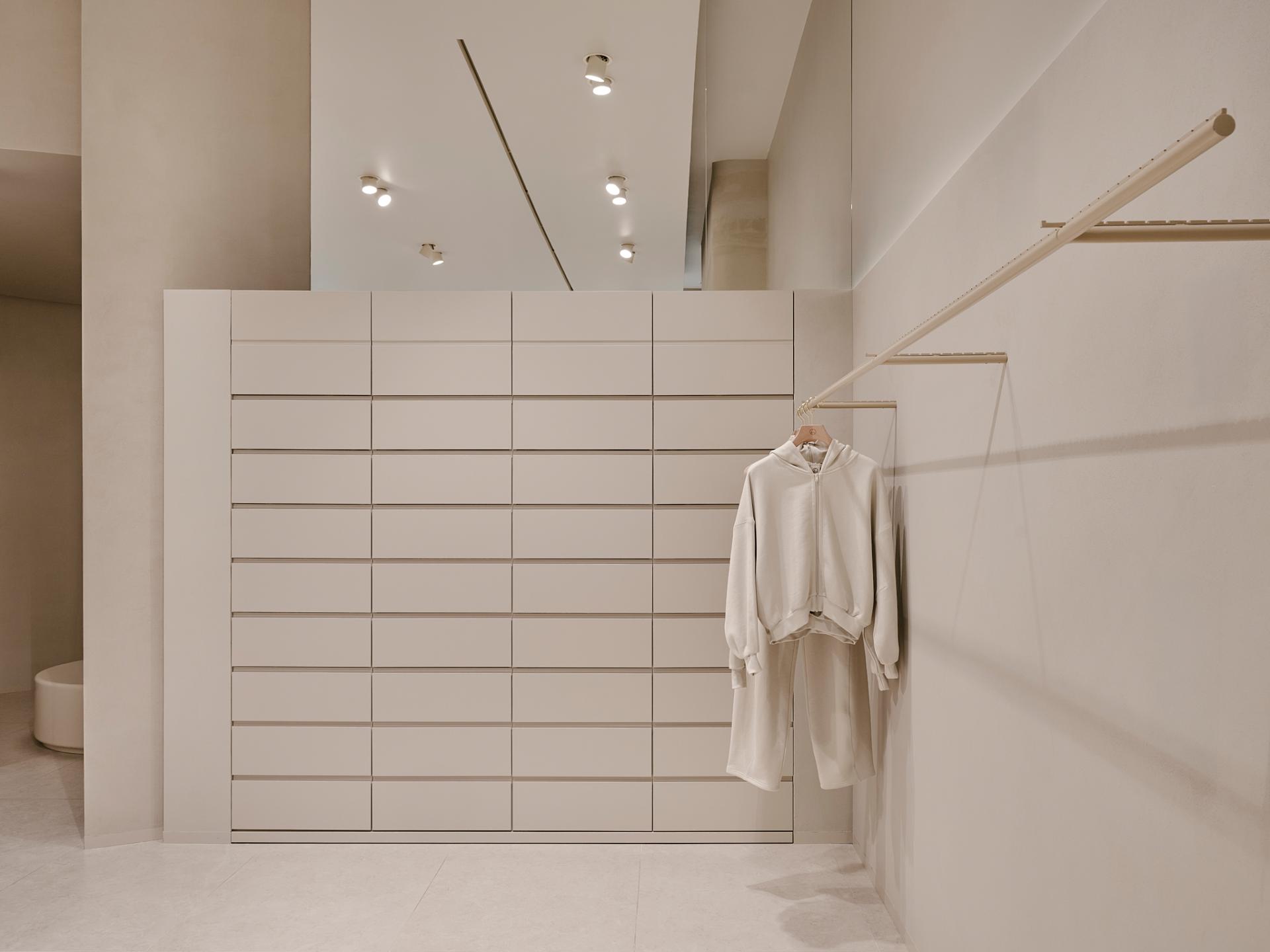 London Design Awards Winner - Lavarice 