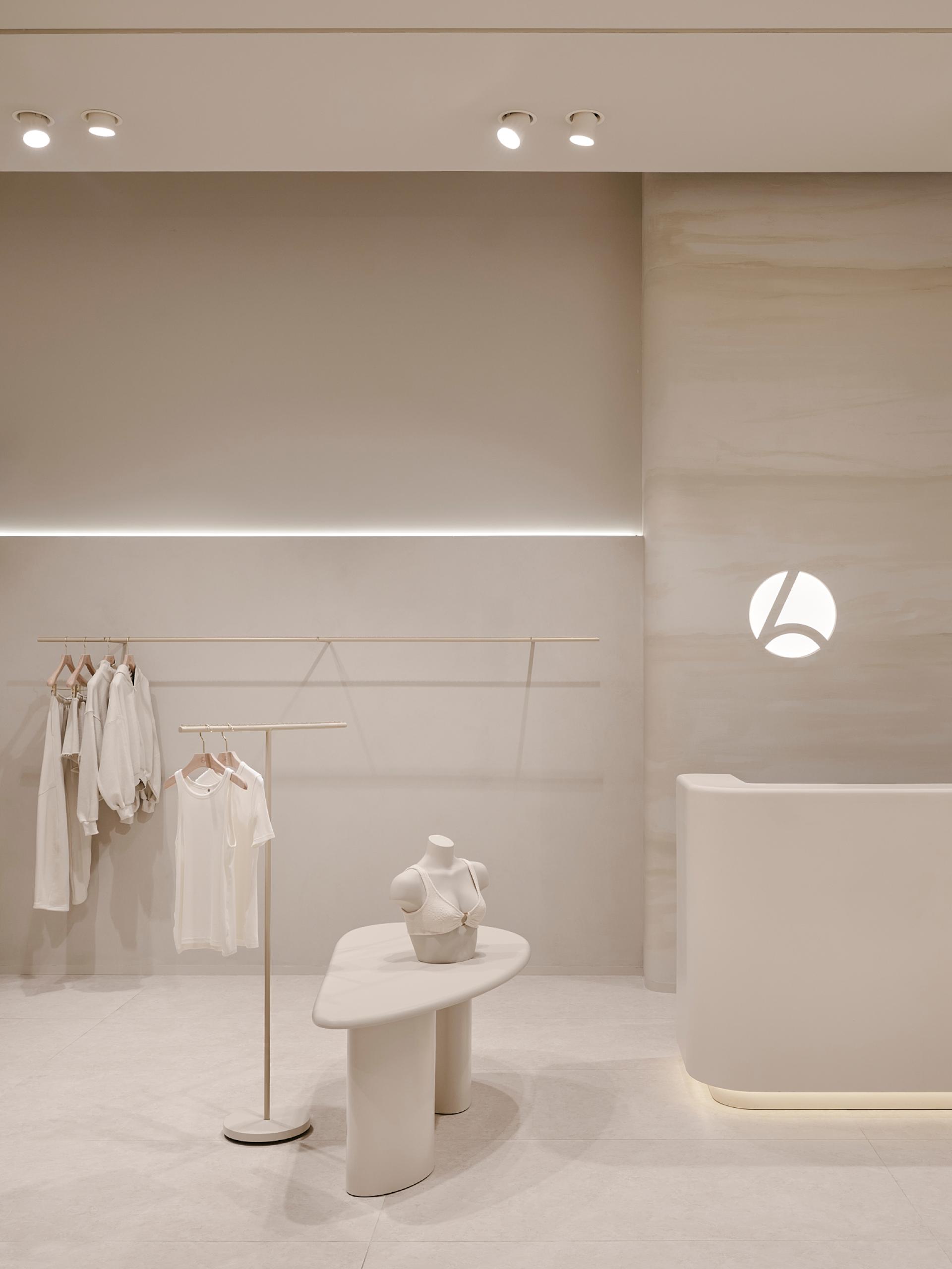 London Design Awards Winner - Lavarice 