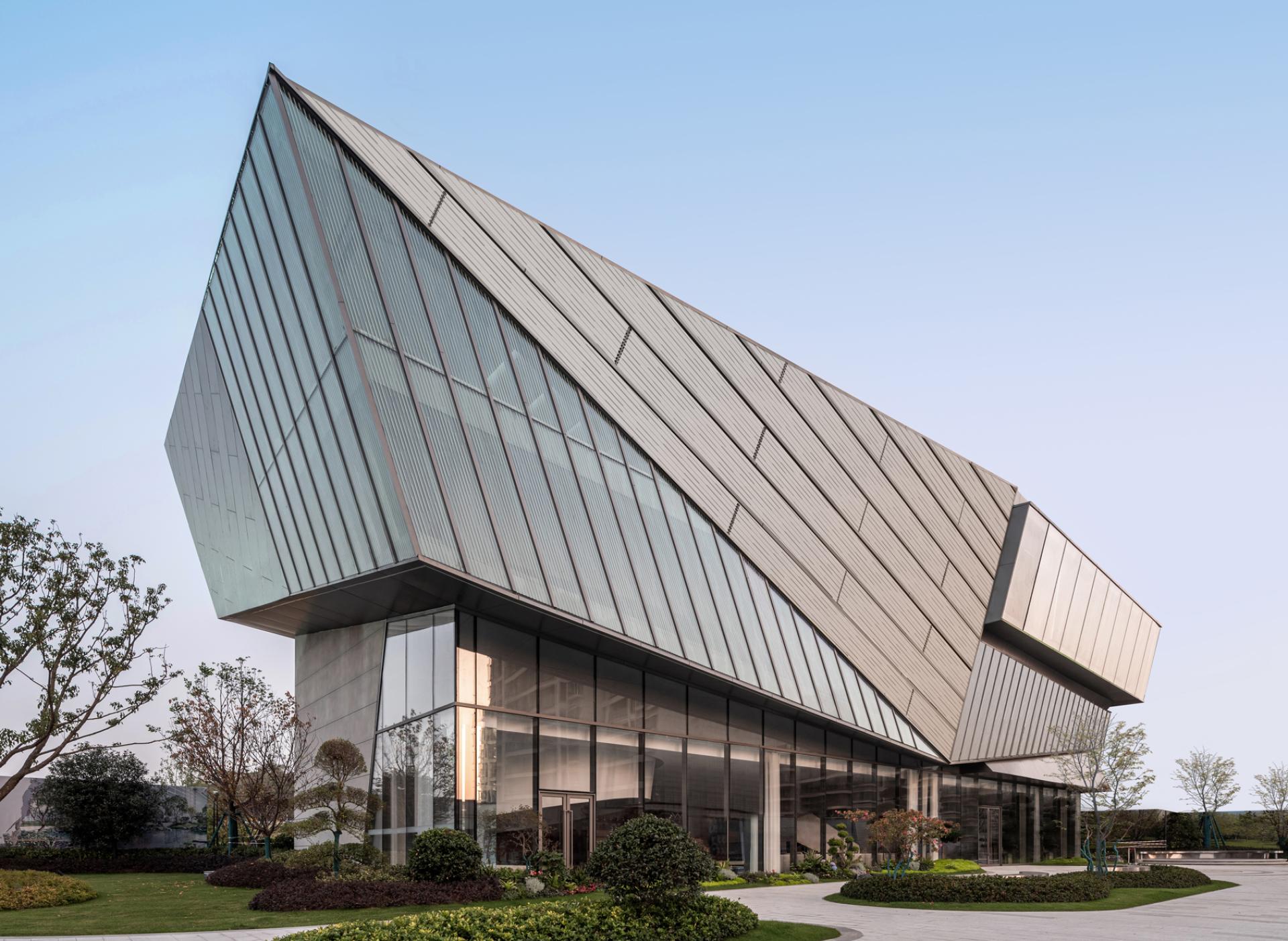 London Design Awards Winner - The Prism Clubhouse