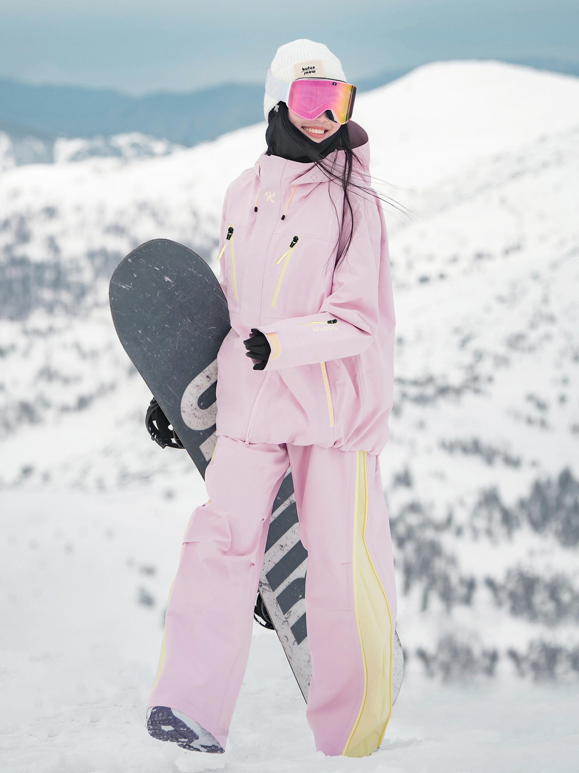 London Design Awards Winner - Kufun Aurora Series Professional Technical Ski Suit