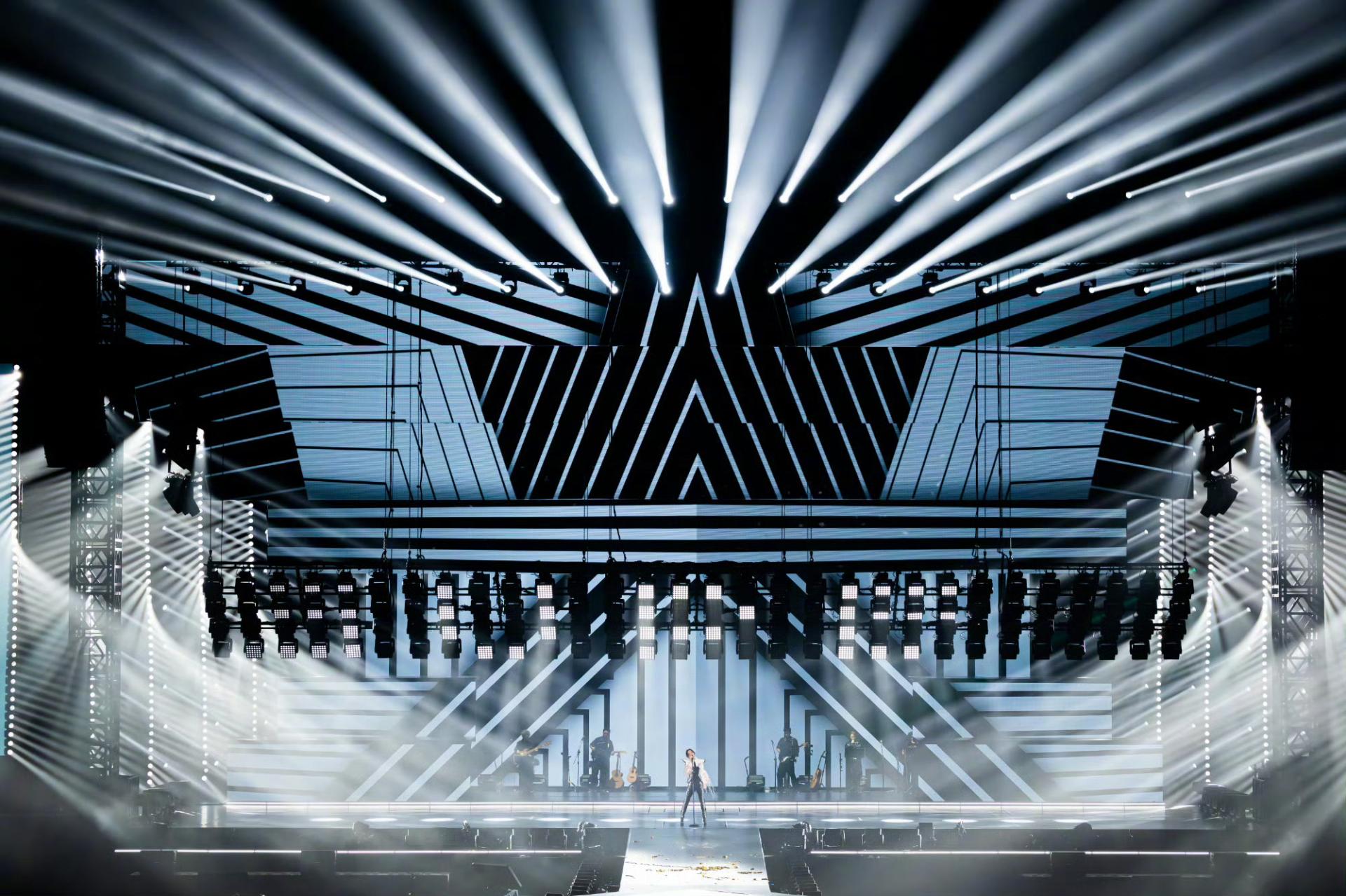 London Design Awards Winner - Ella Chen It's Me Concert Tour