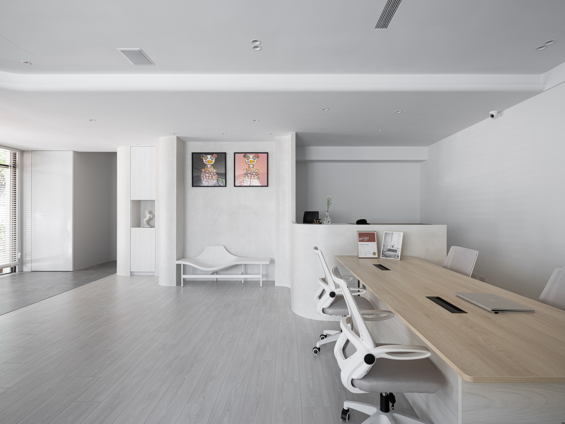 London Design Awards Winner - Seedling, Cloud Radiance
