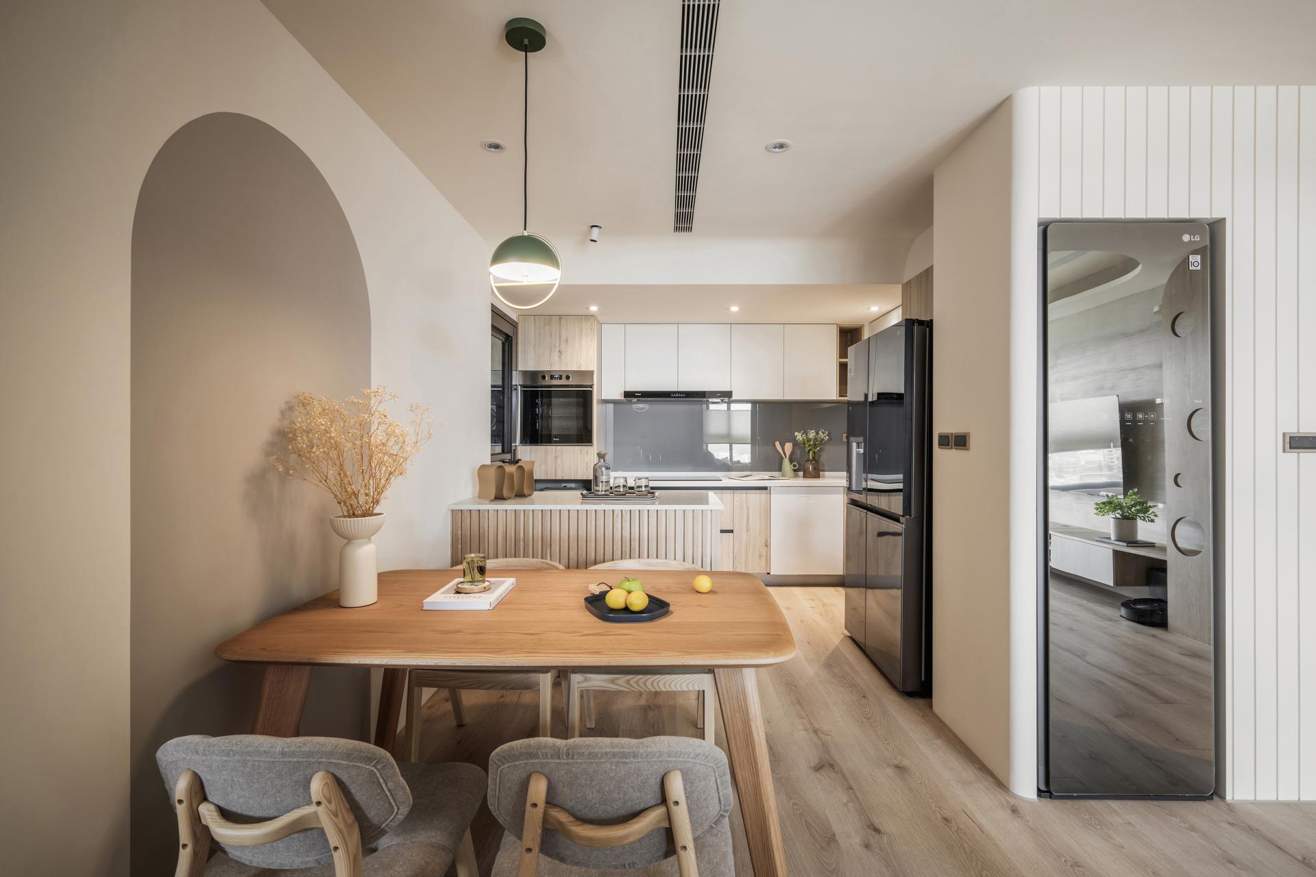 London Design Awards Winner - The Cat Haven Residence
