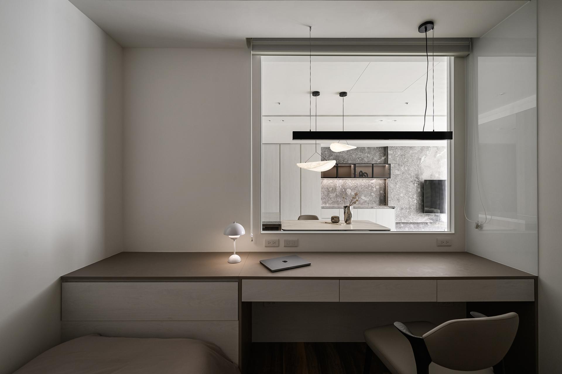 London Design Awards Winner - Luminous Clarity