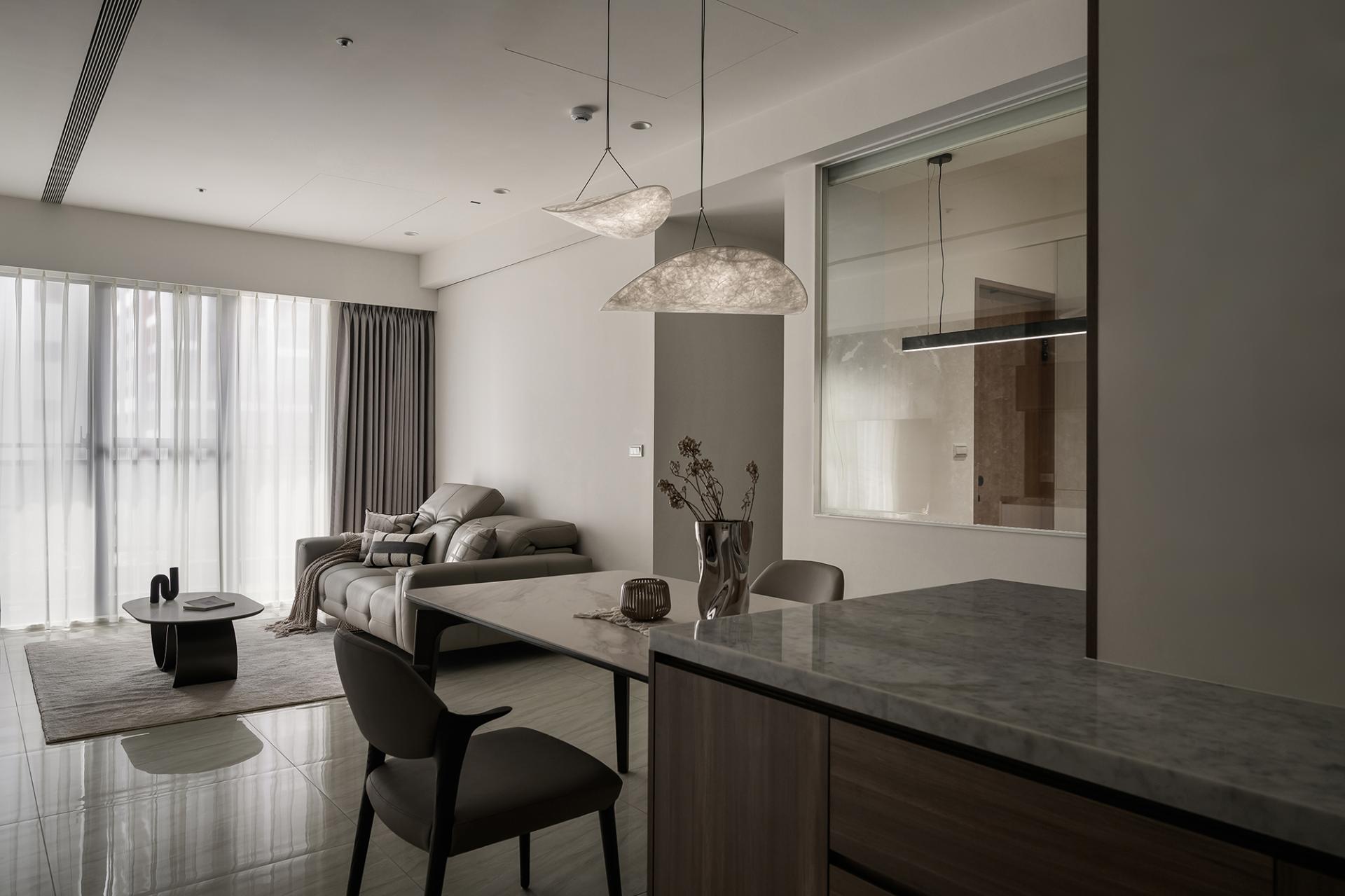 London Design Awards Winner - Luminous Clarity