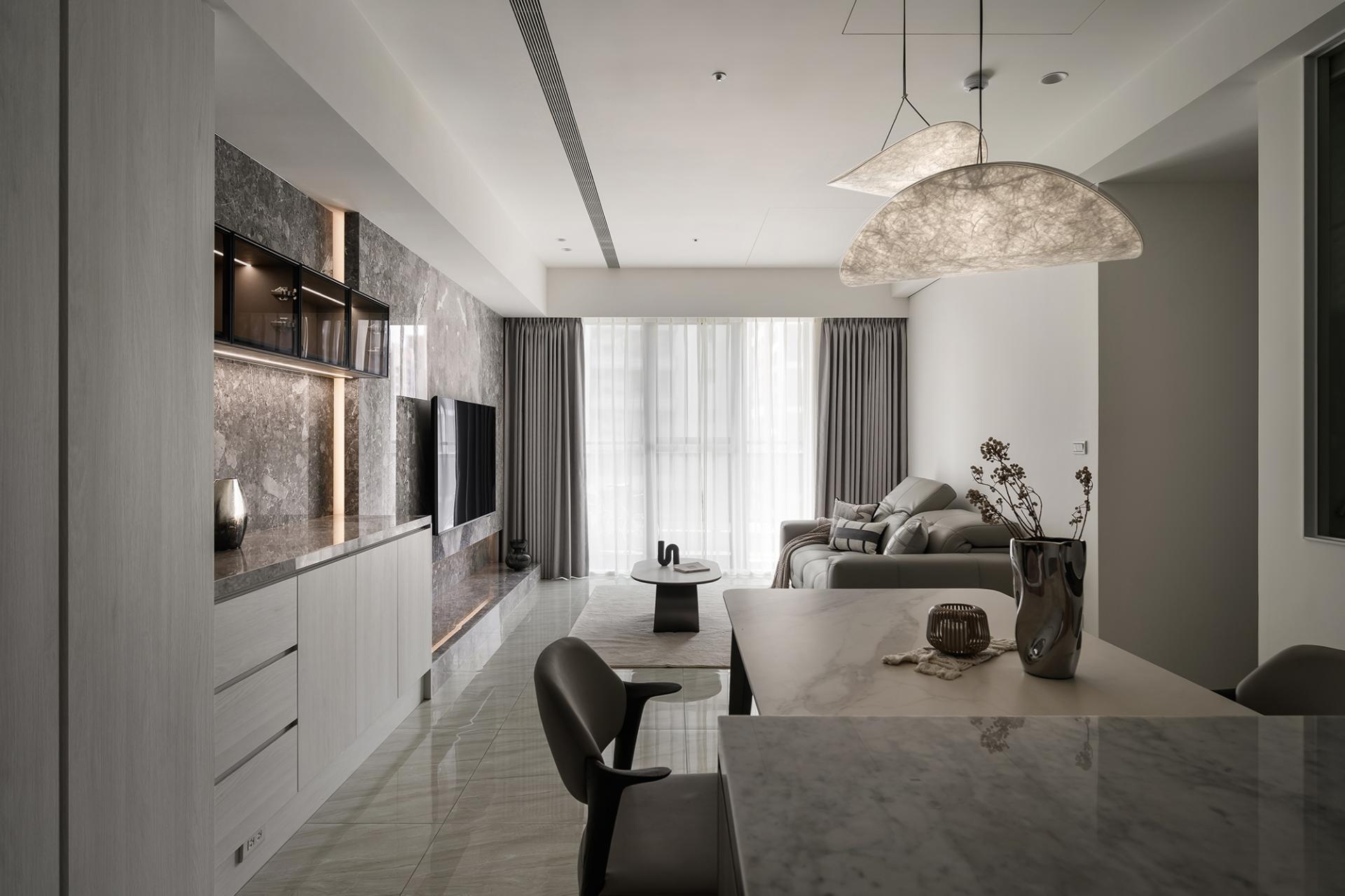 London Design Awards Winner - Luminous Clarity