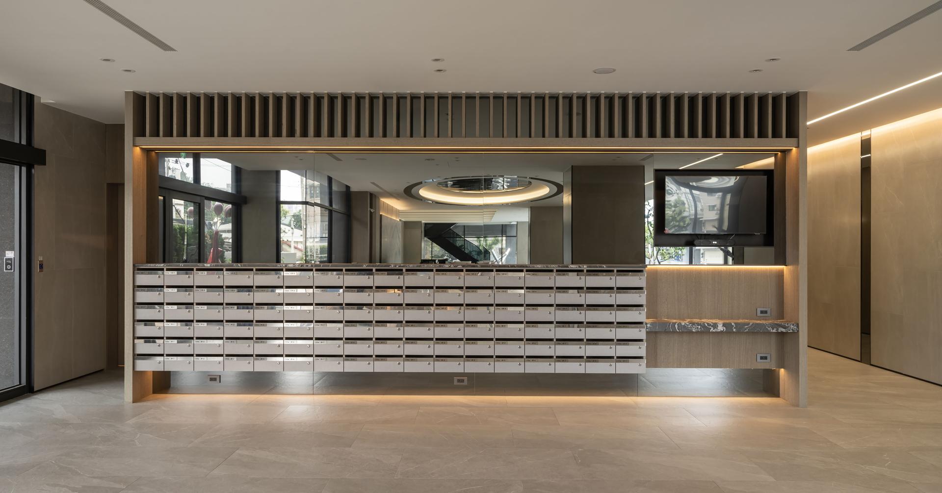 London Design Awards Winner - Dome of Stone, Sipping the Light