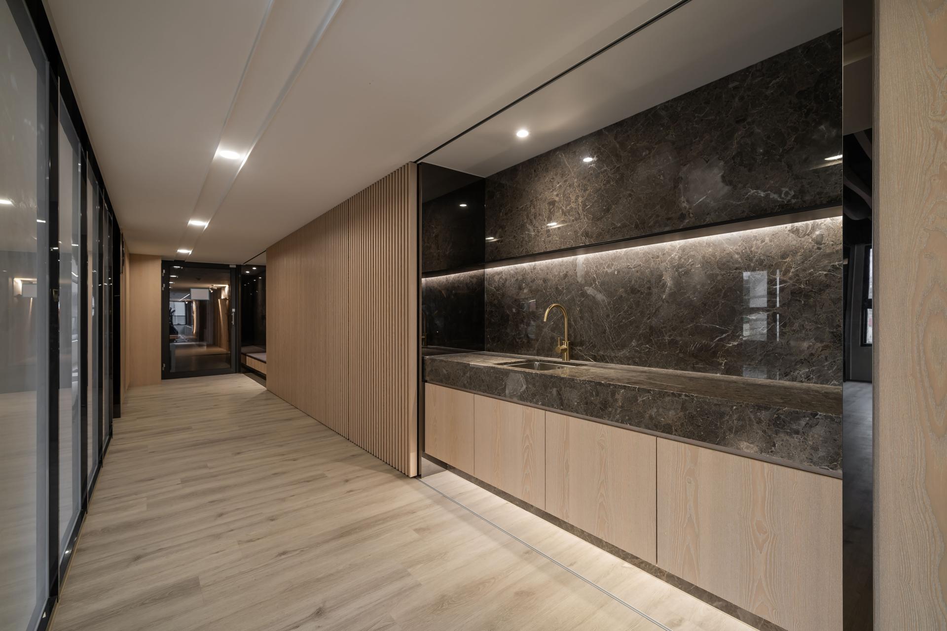 London Design Awards Winner - Dome of Stone, Sipping the Light