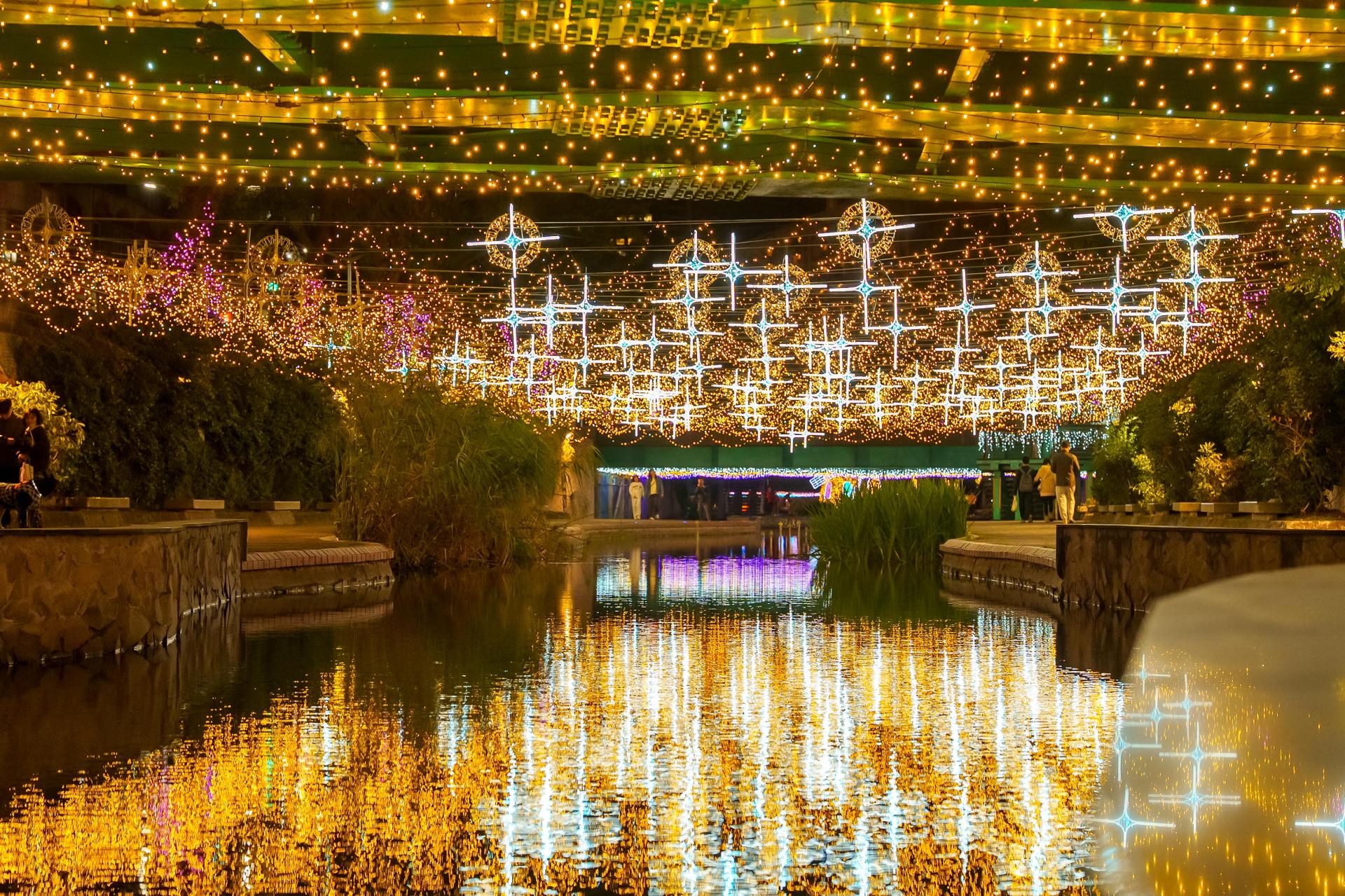 London Design Awards Winner - 2026 Zhonggang Canal Projection Mapping — Starlight Galaxy