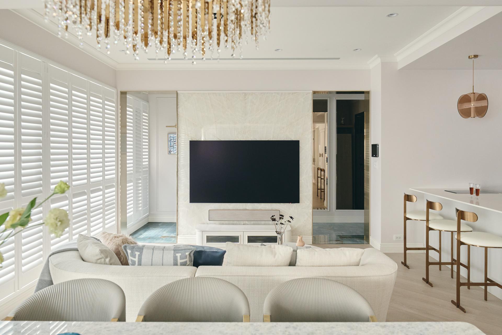 London Design Awards Winner - Luminous Prelude