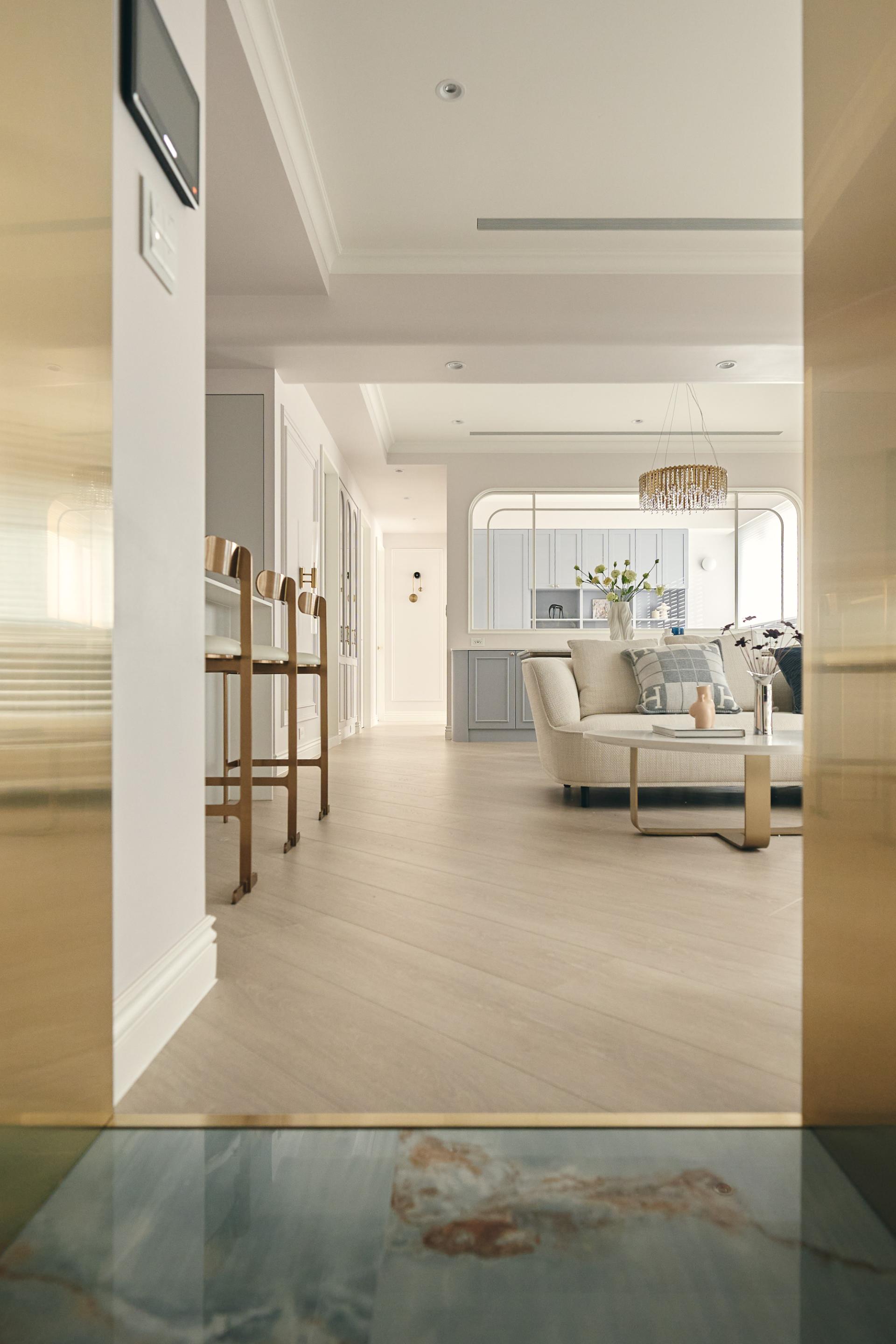 London Design Awards Winner - Luminous Prelude
