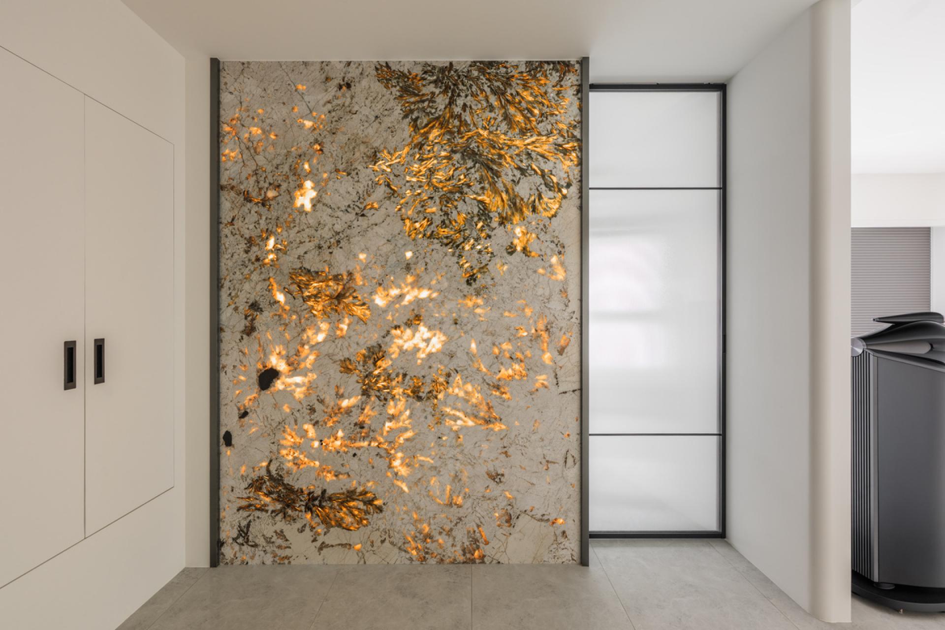 London Design Awards Winner - Carving White