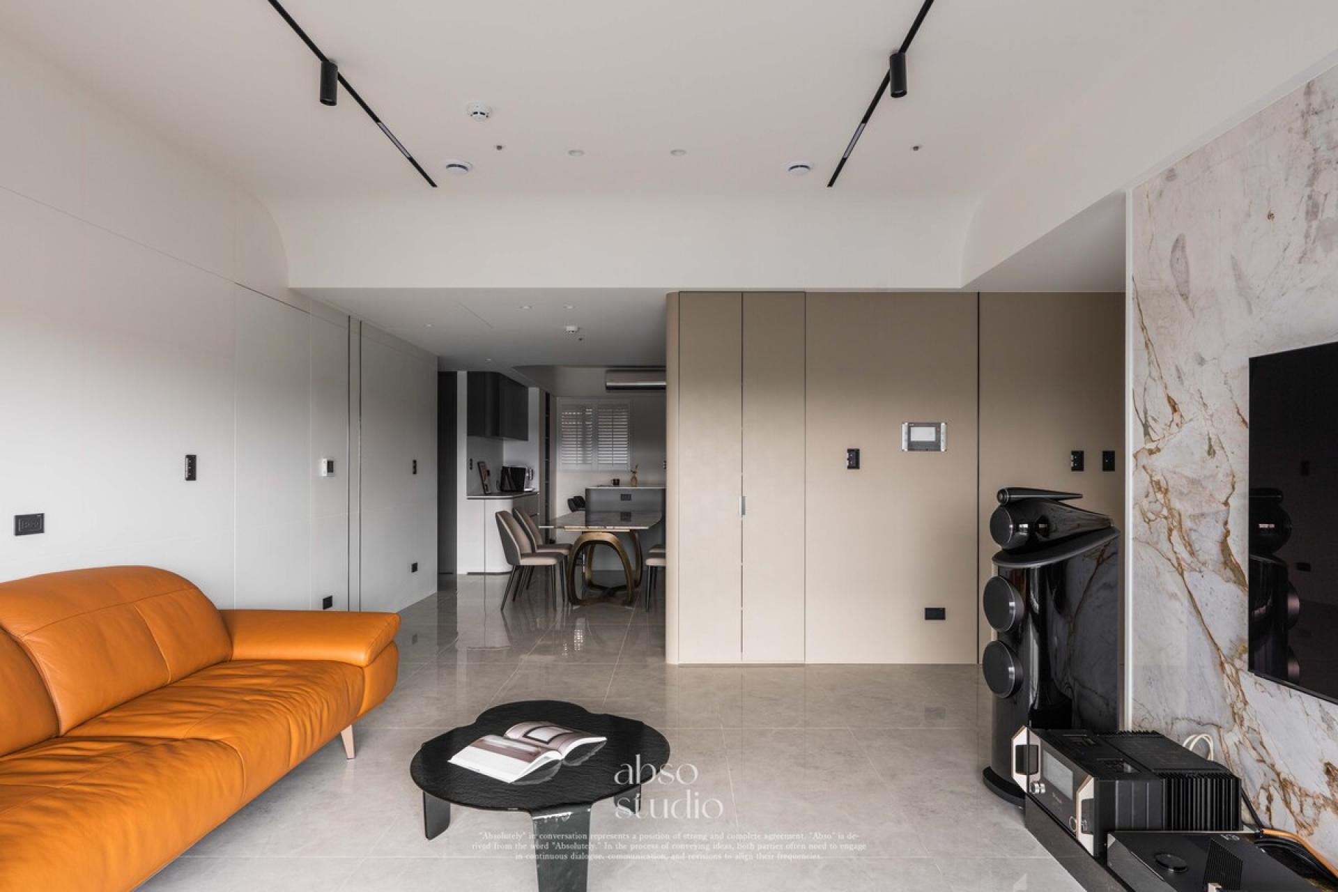 London Design Awards Winner - Carving White