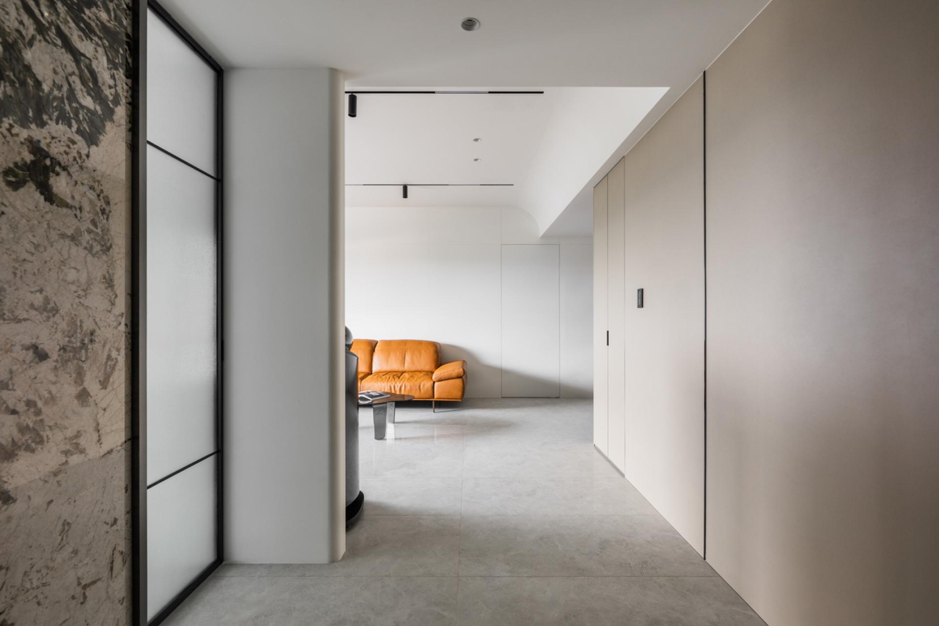 London Design Awards Winner - Carving White