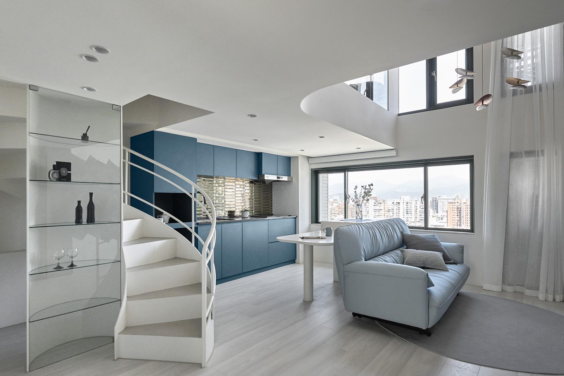 London Design Awards Winner - Azure Resonance