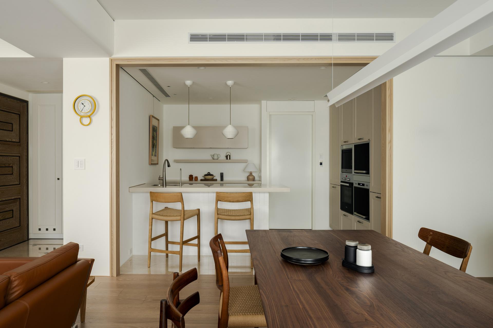 London Design Awards Winner -  Indigo Serenity