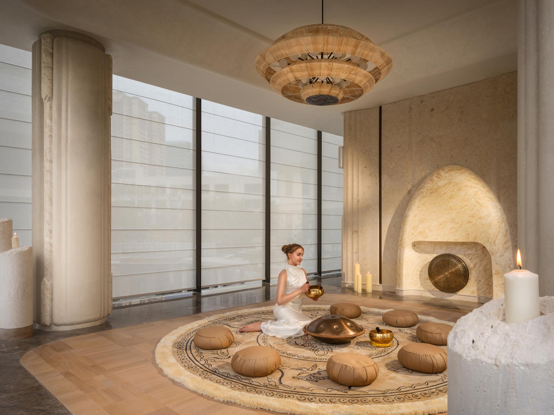 London Design Awards Winner - Longfor Foshan Jing Song Club