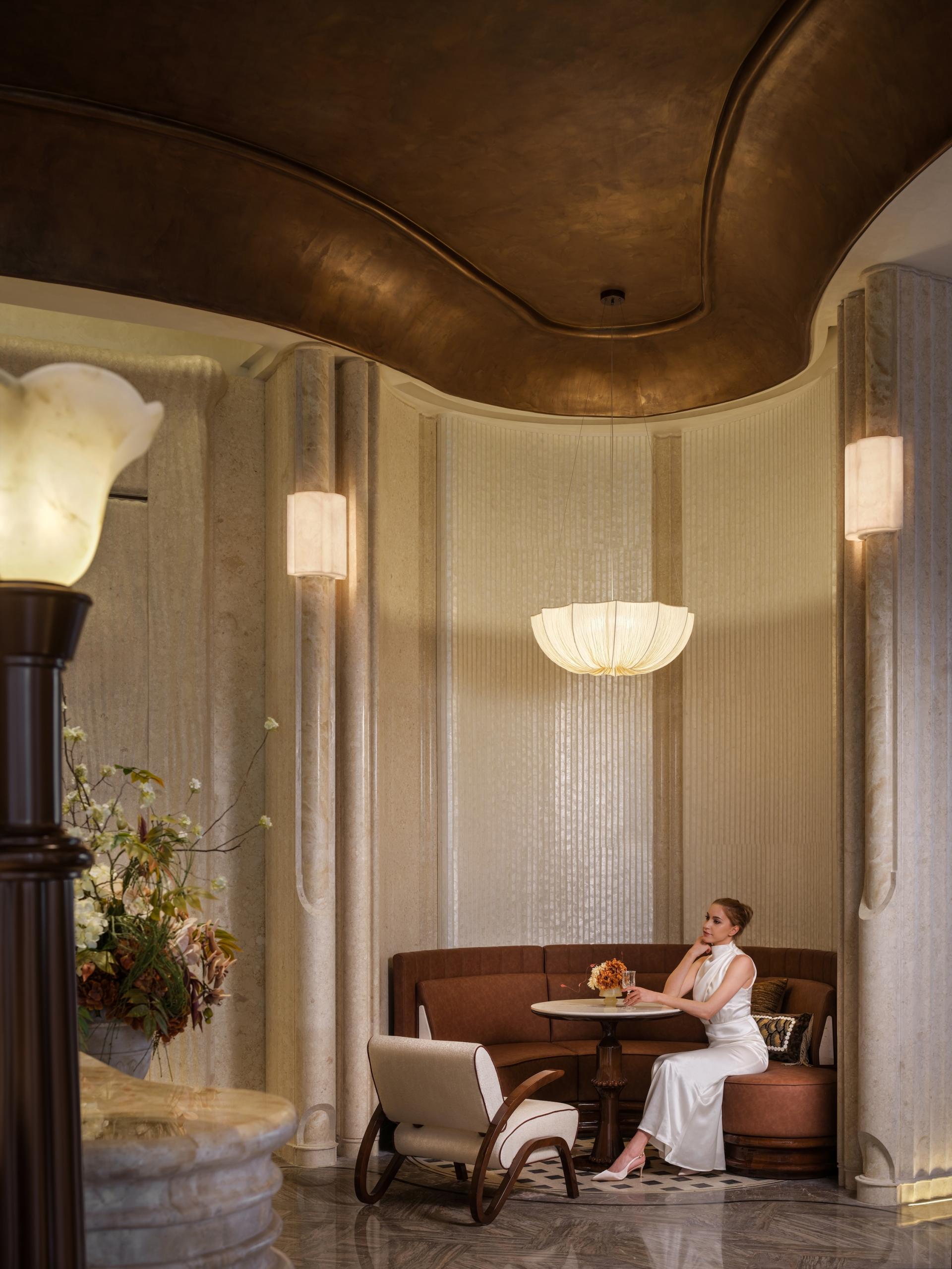 London Design Awards Winner - Longfor Foshan Jing Song Club