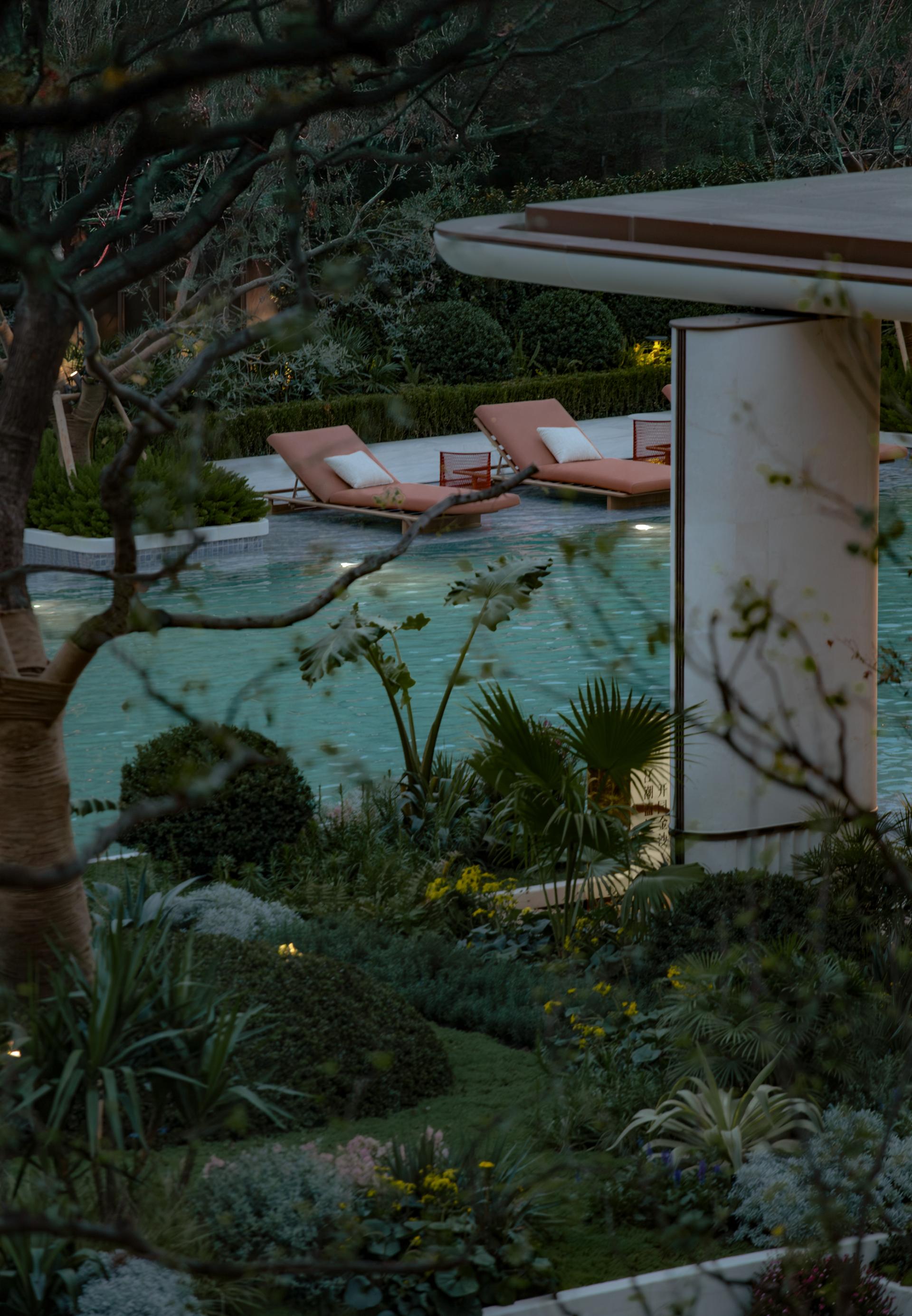 London Design Awards Winner - CHAO GARDEN(潮映杭园）