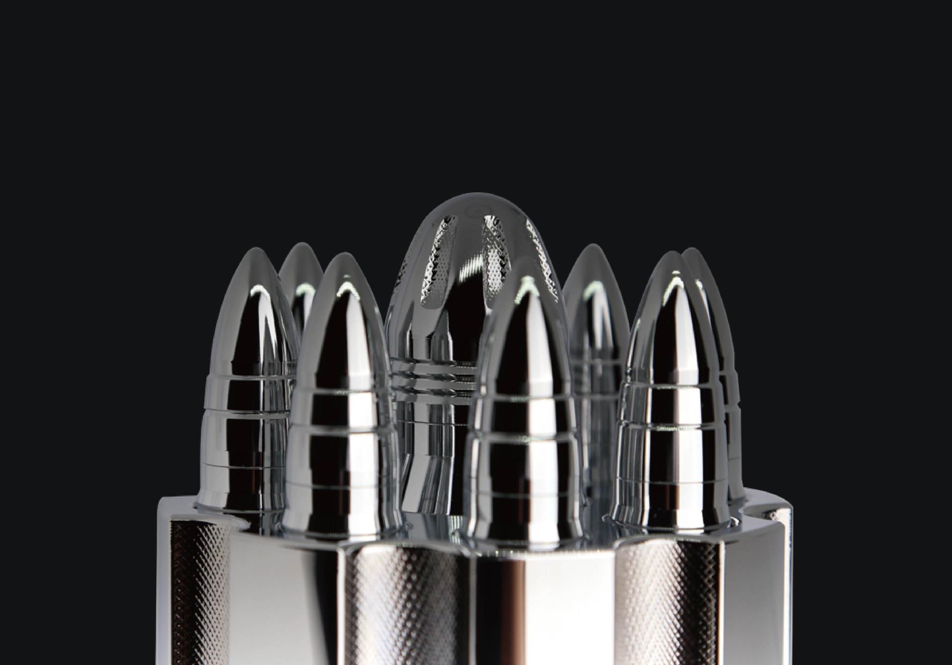 London Design Awards Winner - MAGNUS LIFE Revolver Cigar Set