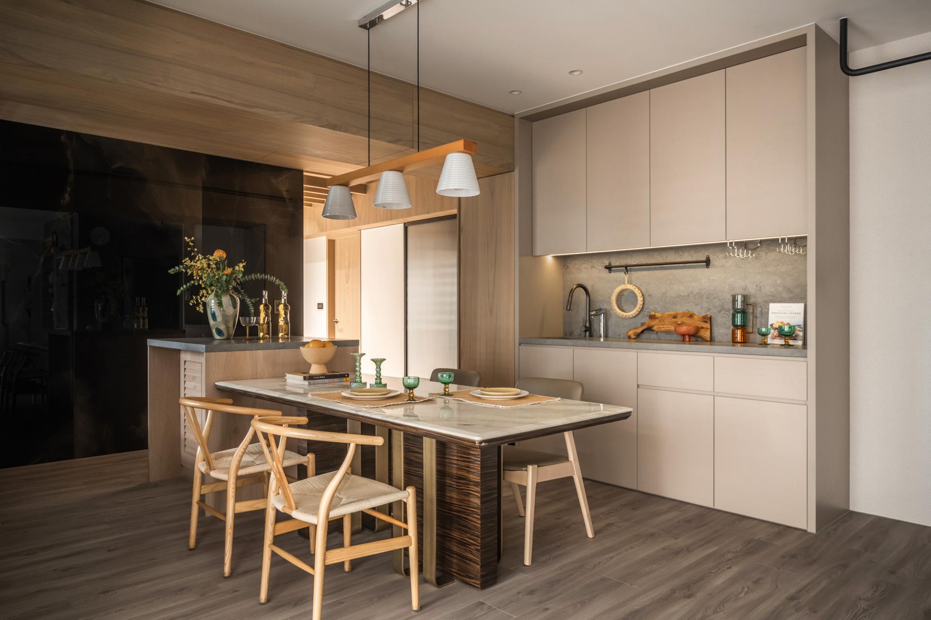 London Design Awards Winner - Verdant Fusion: A Multigenerational Haven