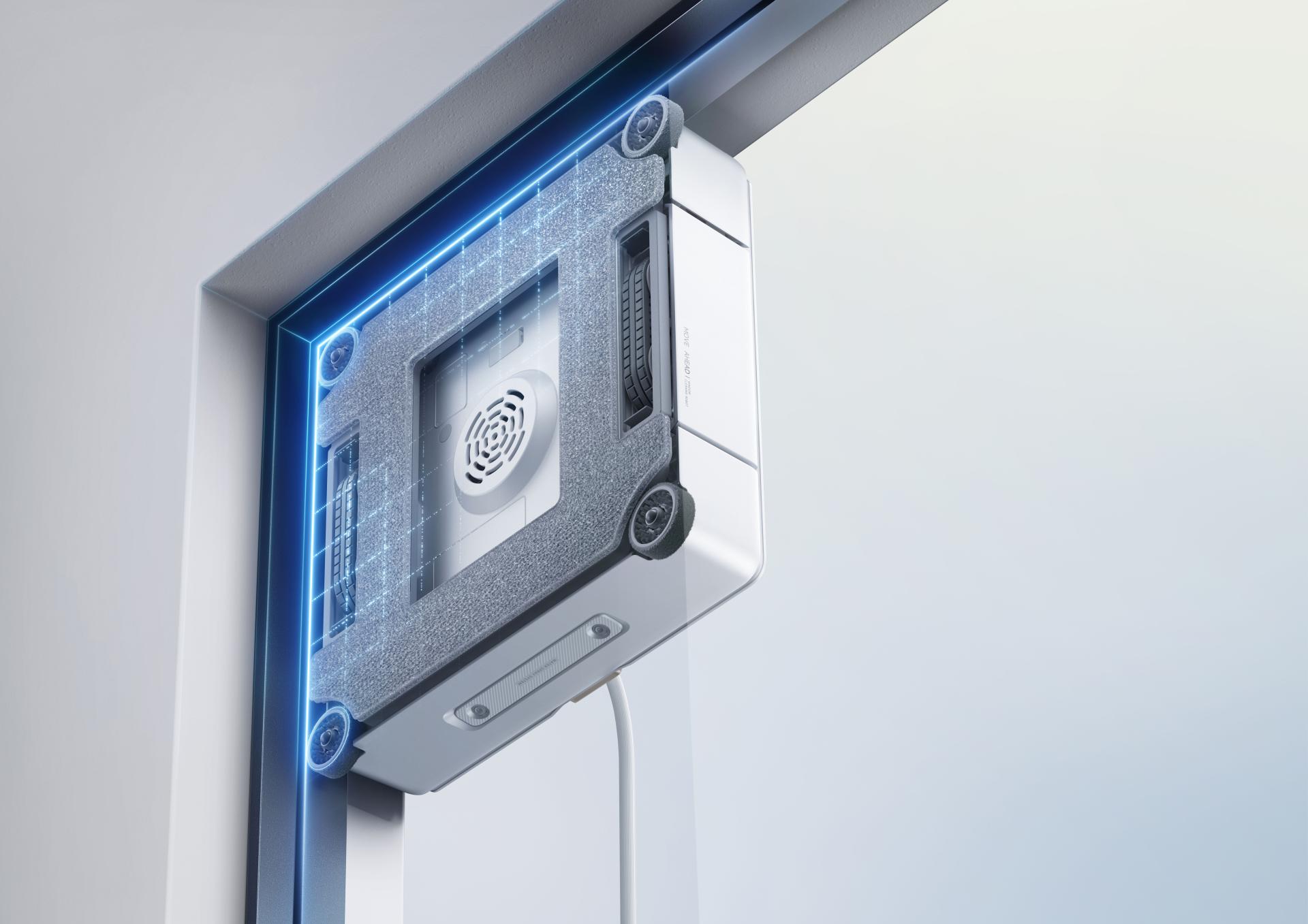 London Design Awards Winner - MOVA WINDOW CLEANING ROBOT - T1 STATION 